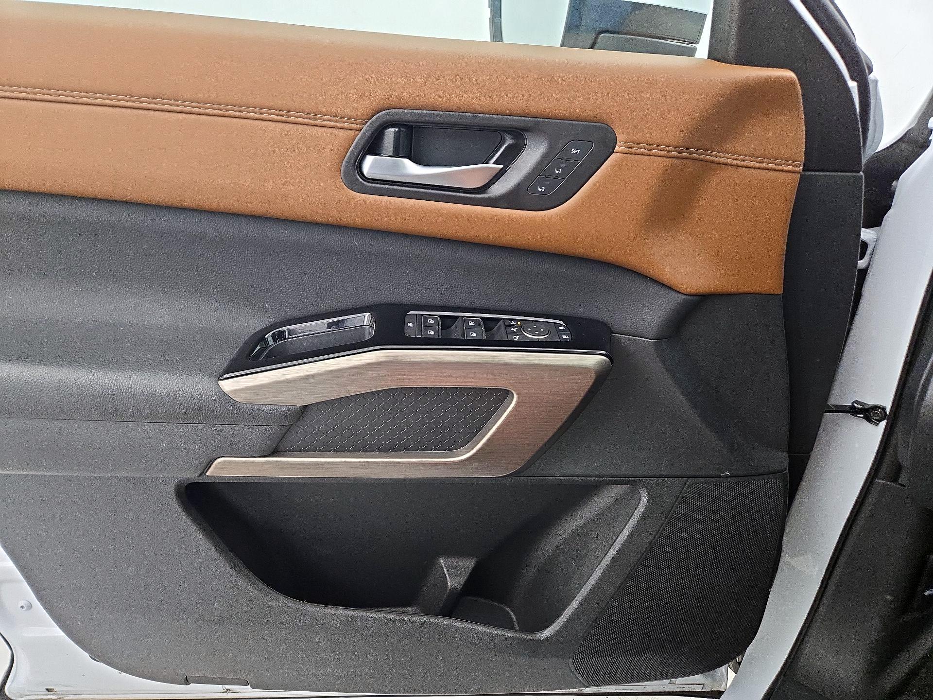Thumbnail: 2025 Nissan Pathfinder - 12
