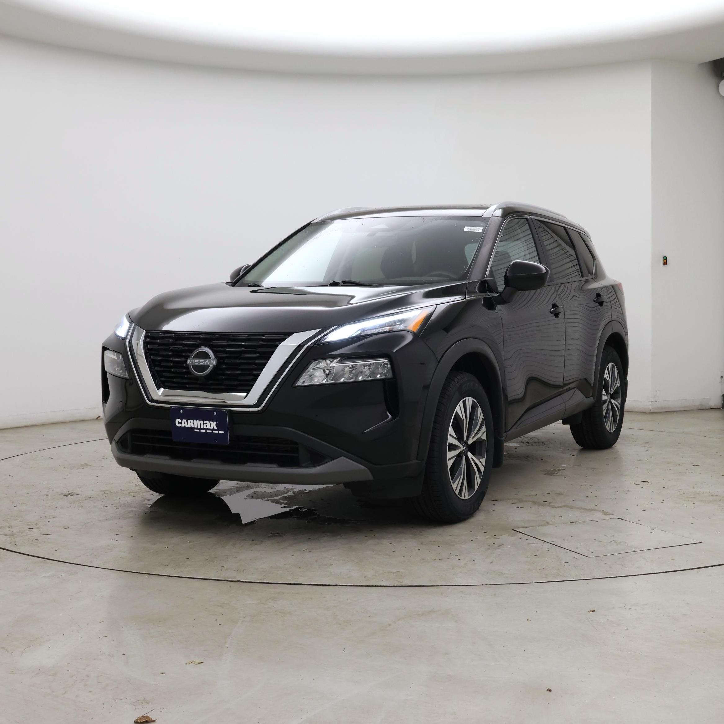 Thumbnail: 2023 Nissan Rogue - 4