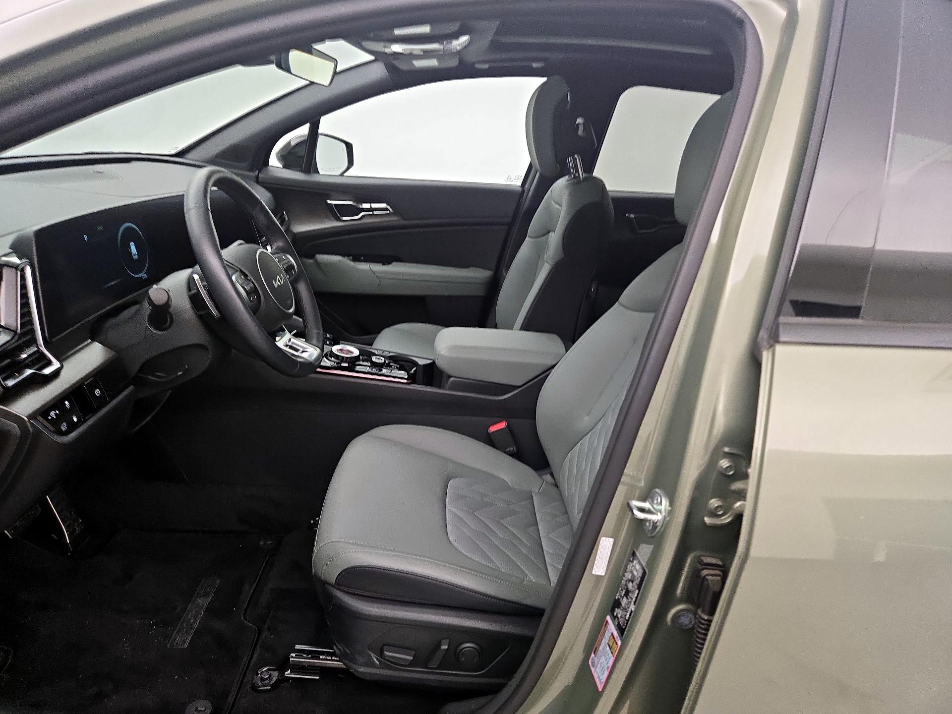 Thumbnail: 2023 Kia Sportage - 11