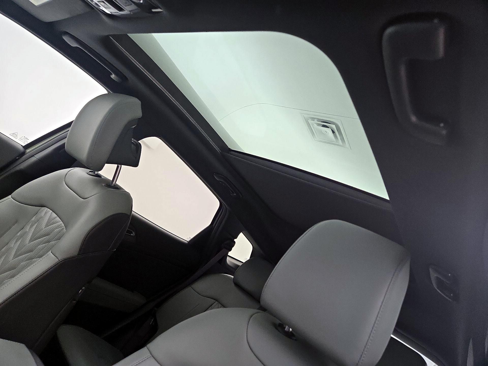 Thumbnail: 2023 Kia Sportage - 20