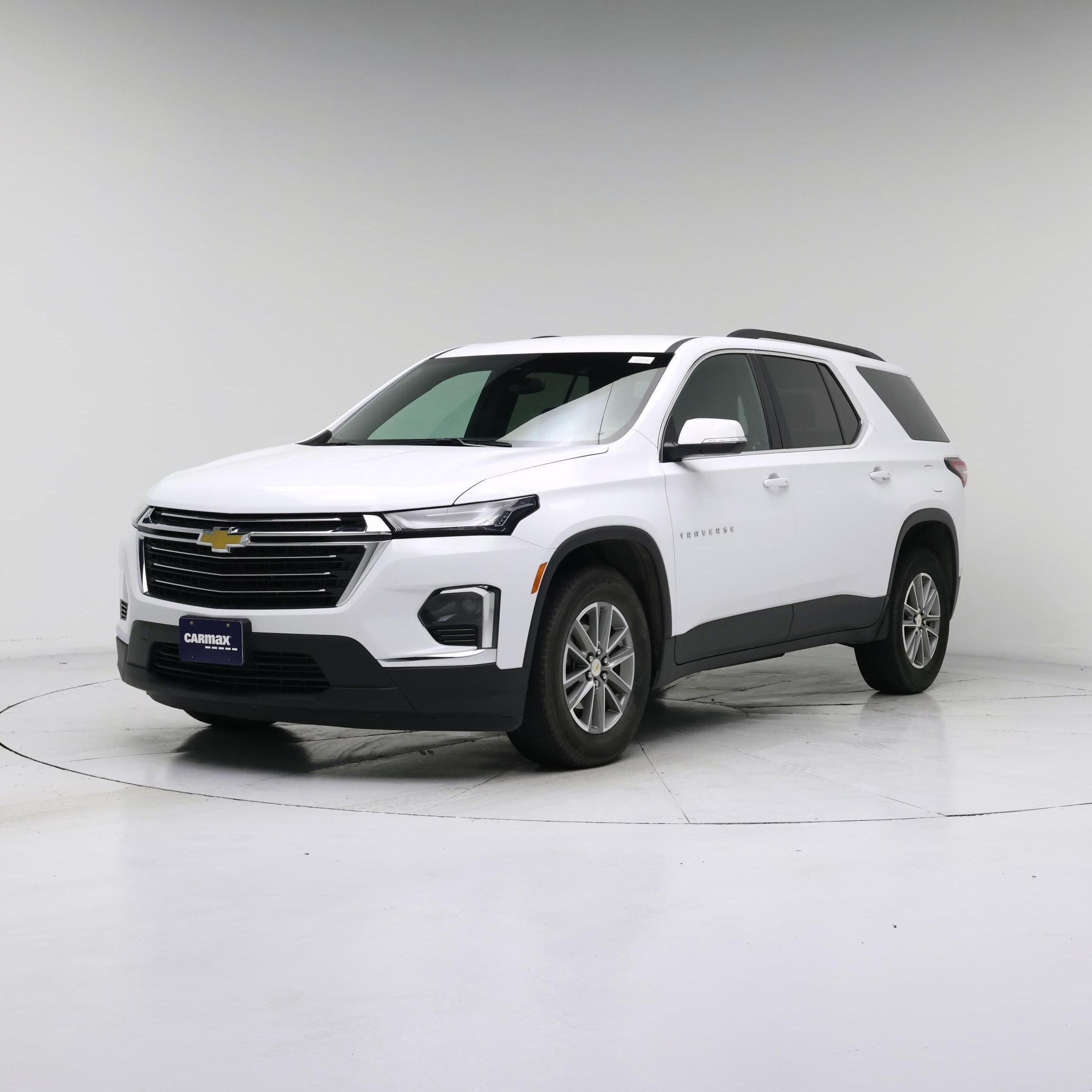 Thumbnail: 2023 Chevrolet Traverse - 4