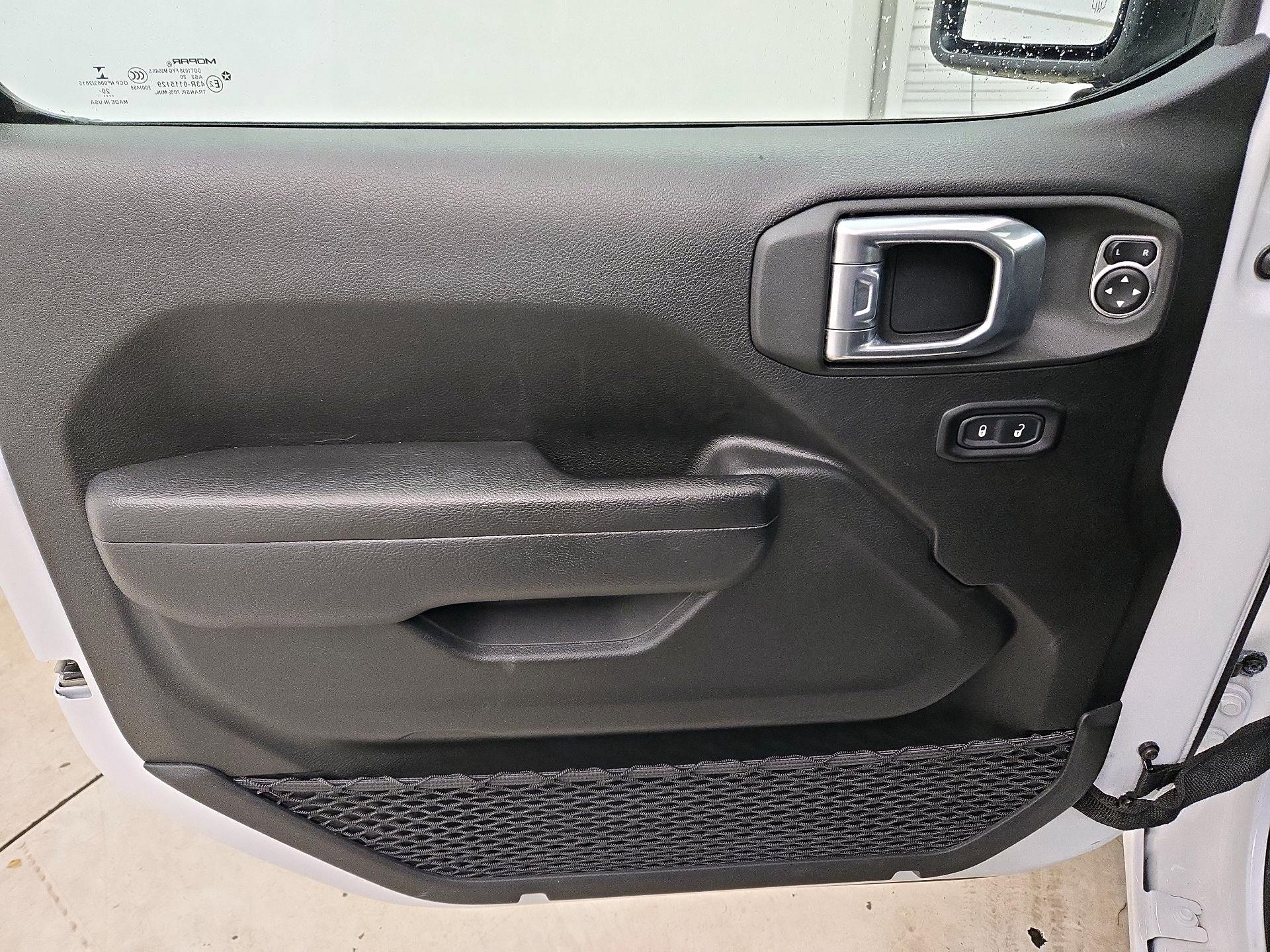 Thumbnail: 2021 Jeep Wrangler - 12