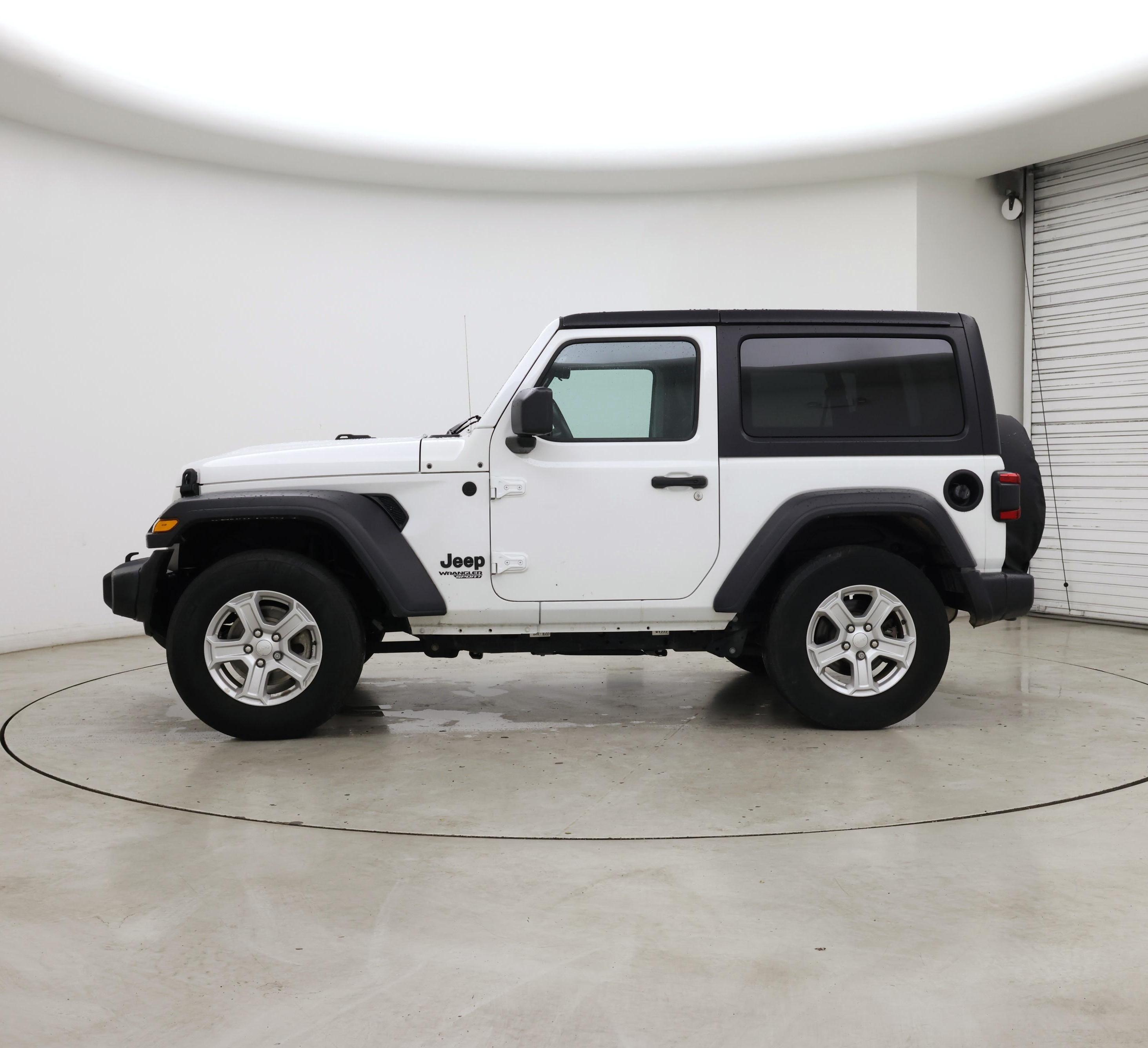 Thumbnail: 2021 Jeep Wrangler - 3