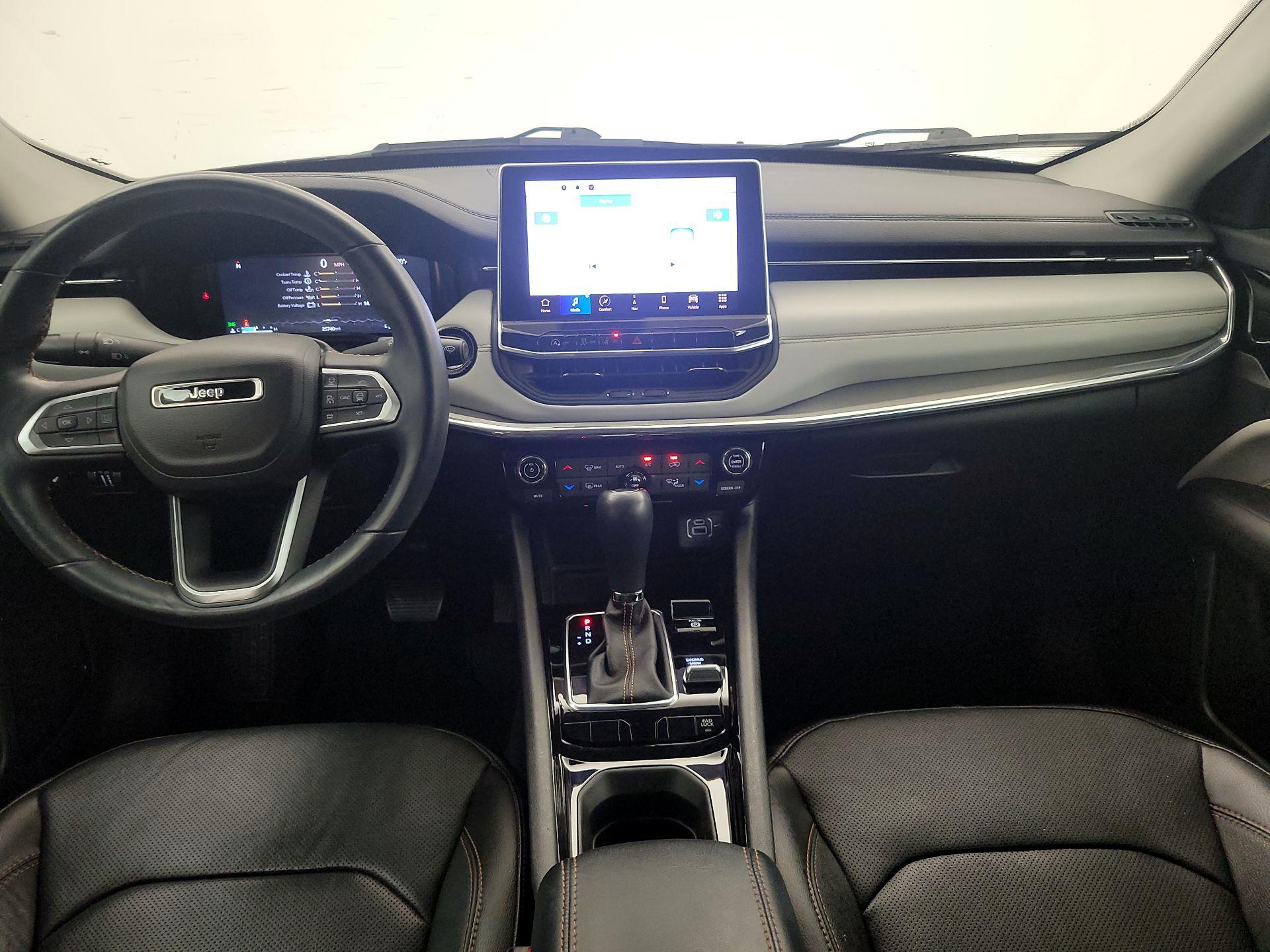 Thumbnail: 2022 Jeep Compass - 9