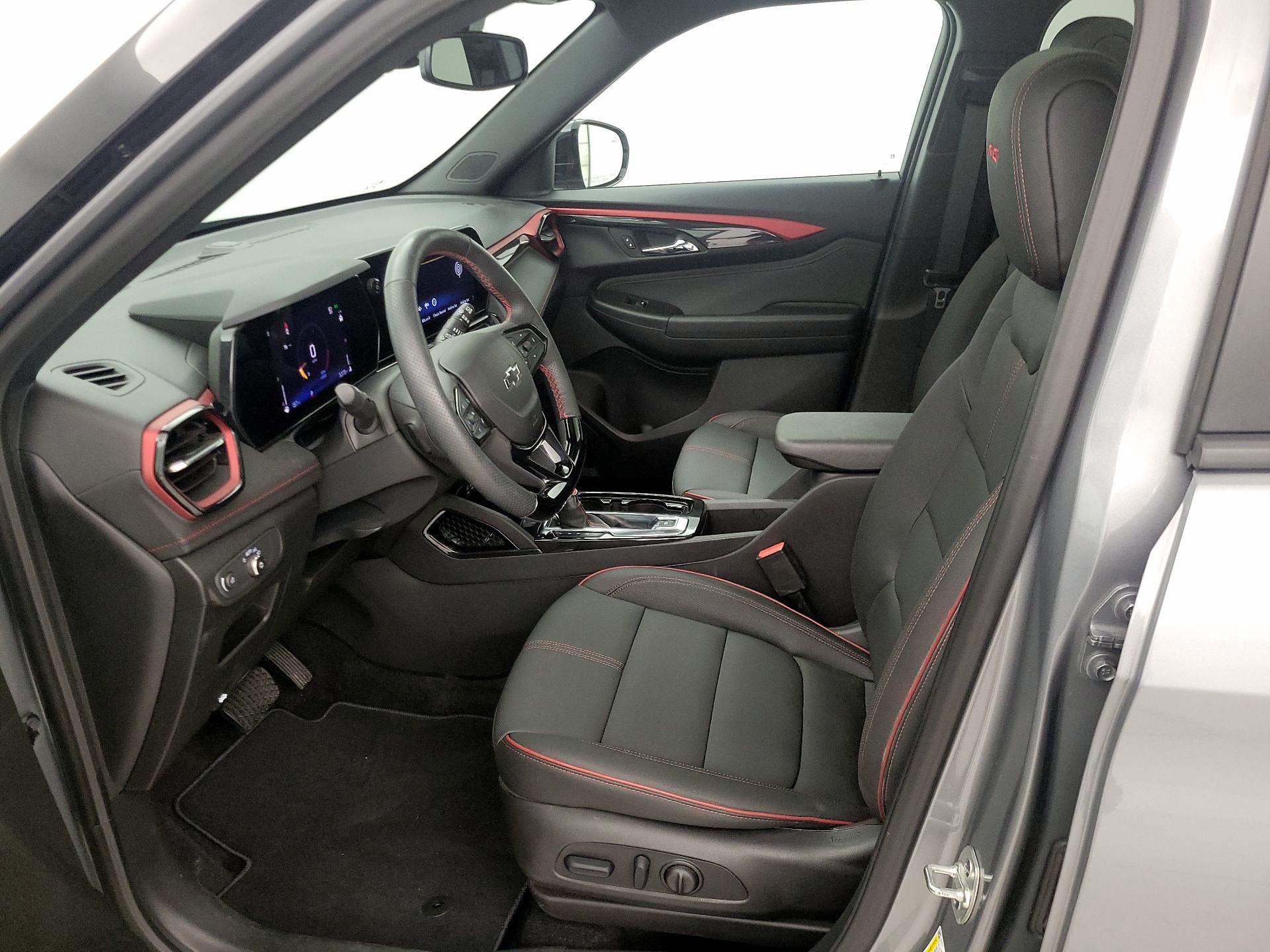 Thumbnail: 2025 Chevrolet TrailBlazer - 11