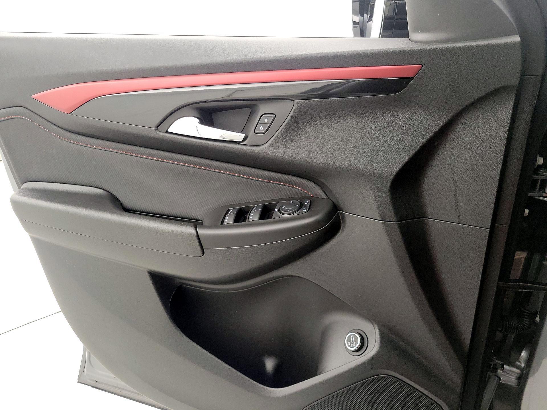 Thumbnail: 2025 Chevrolet TrailBlazer - 12
