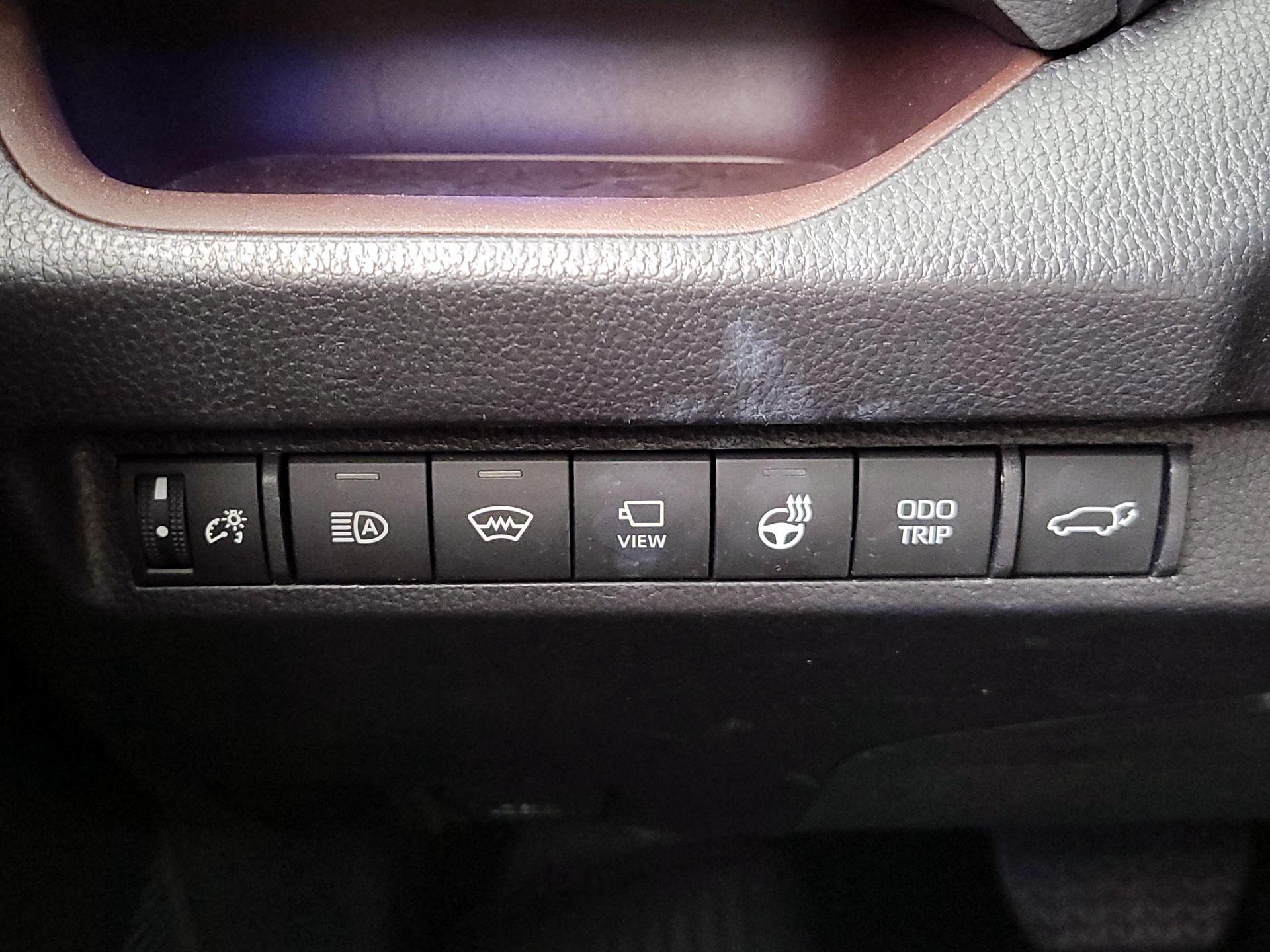 Thumbnail: 2025 Toyota RAV4 - 13