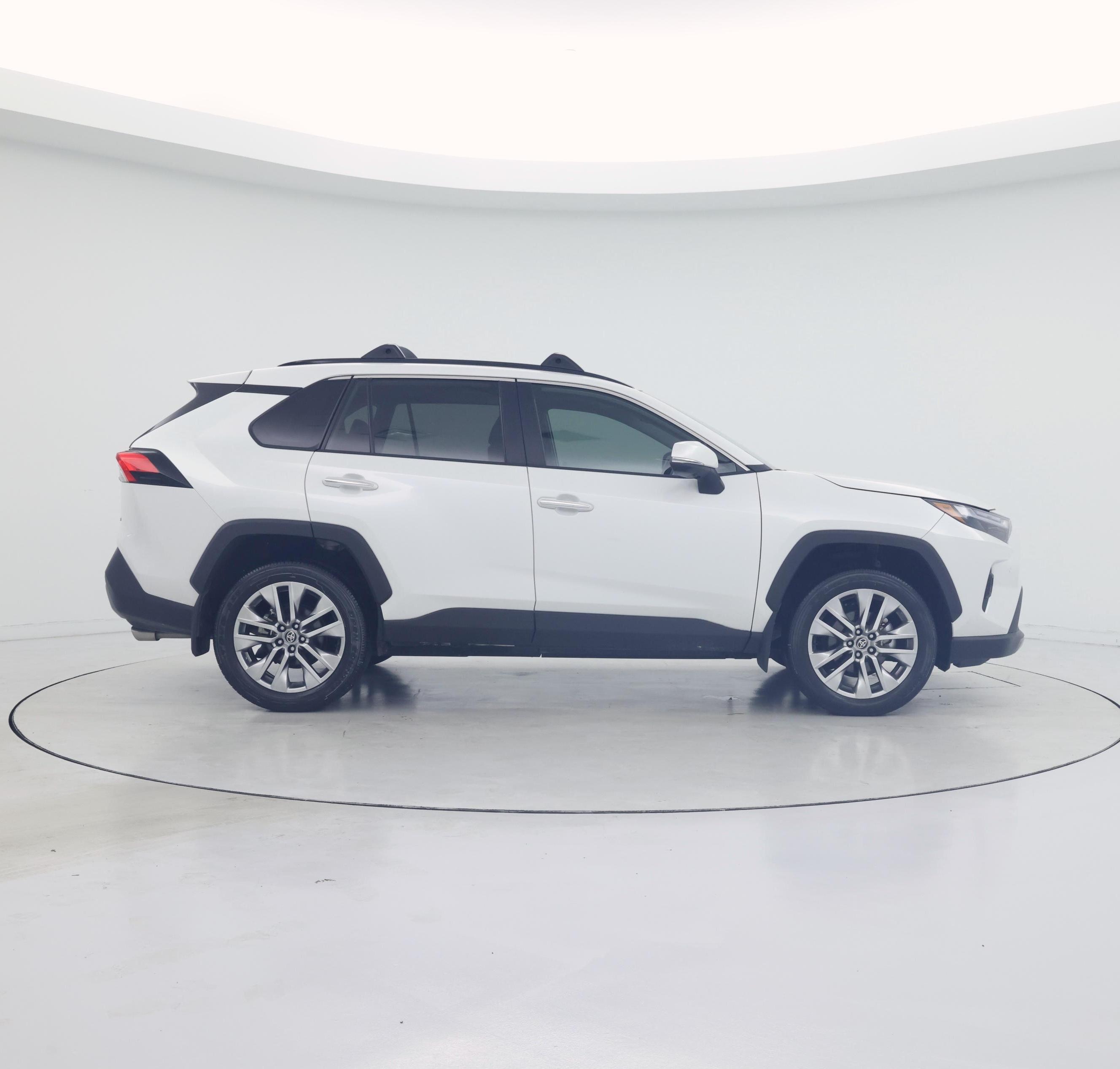 Thumbnail: 2025 Toyota RAV4 - 7