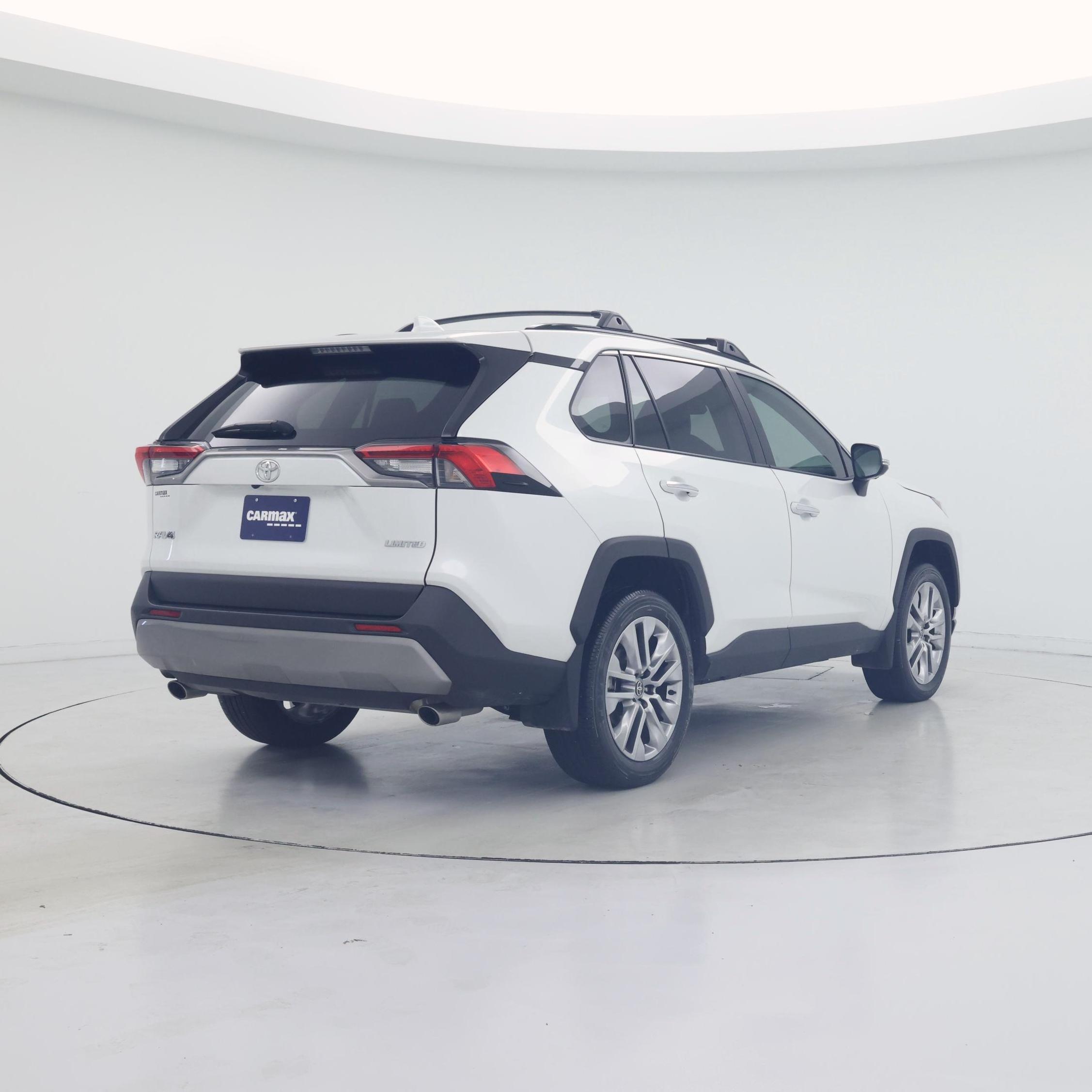 Thumbnail: 2025 Toyota RAV4 - 8