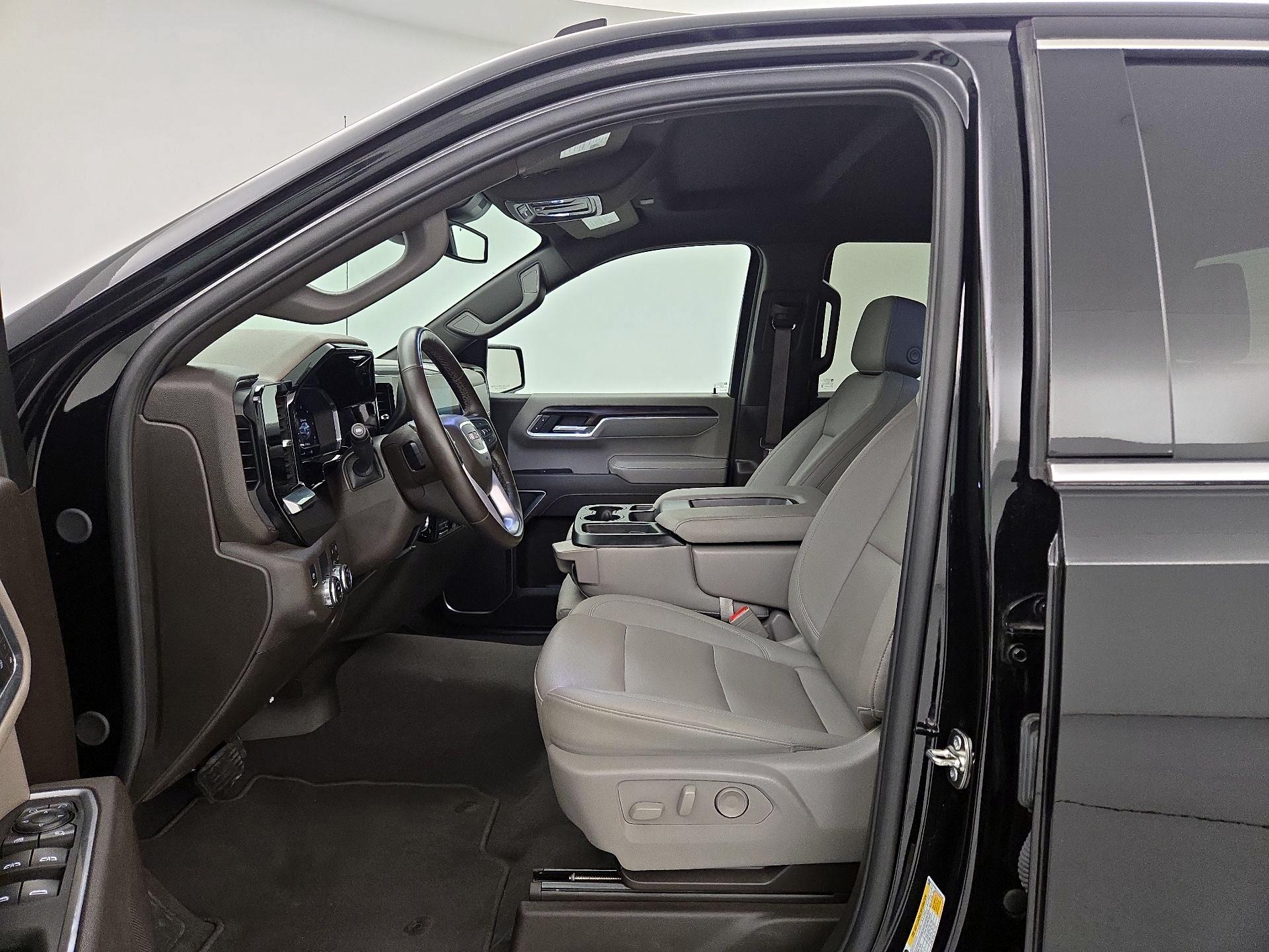 Thumbnail: 2025 GMC Sierra 1500 - 11