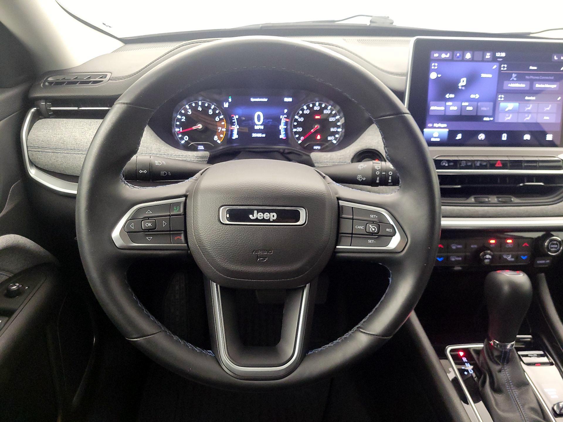 Thumbnail: 2022 Jeep Compass - 10