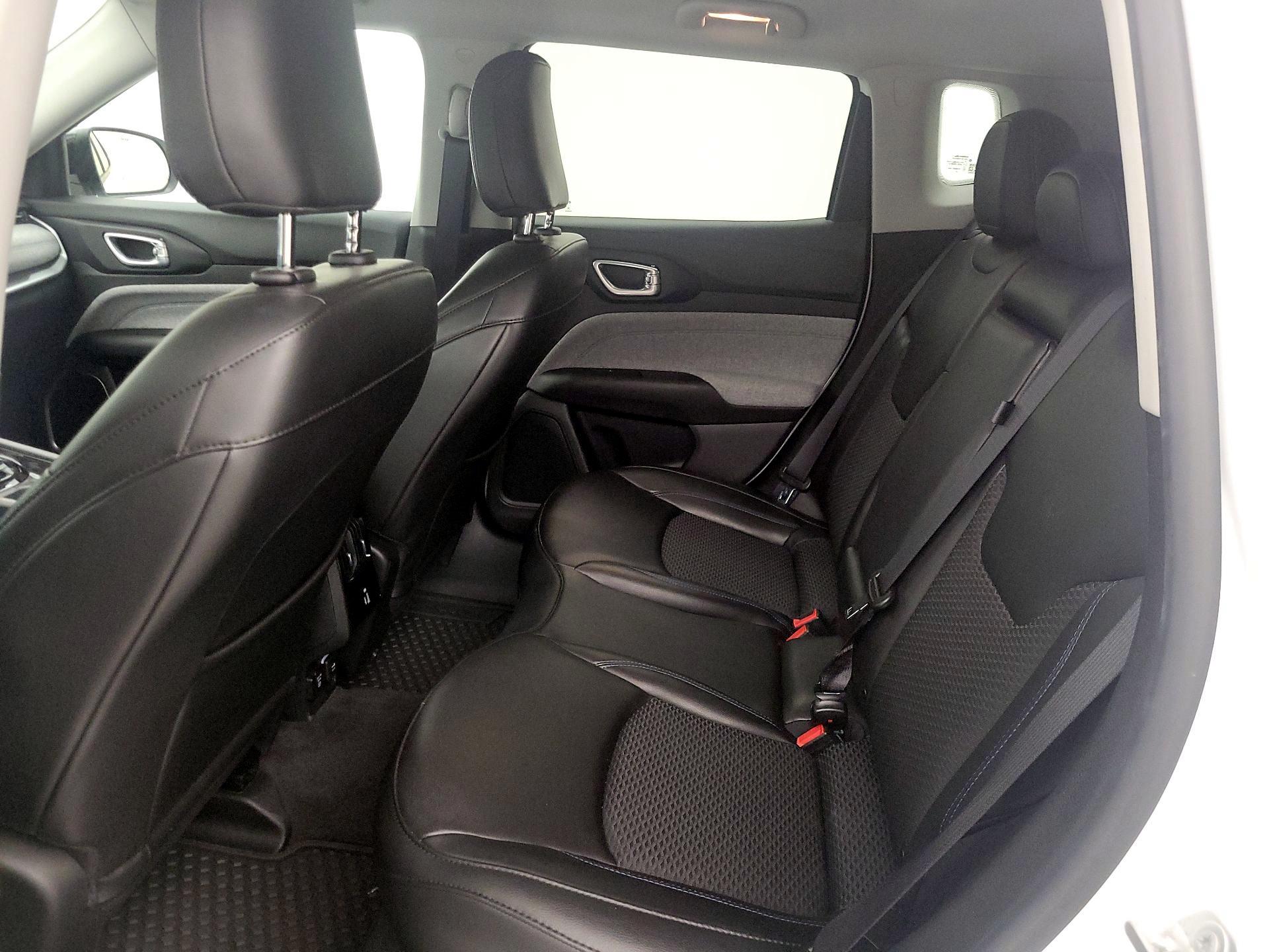 Thumbnail: 2022 Jeep Compass - 19