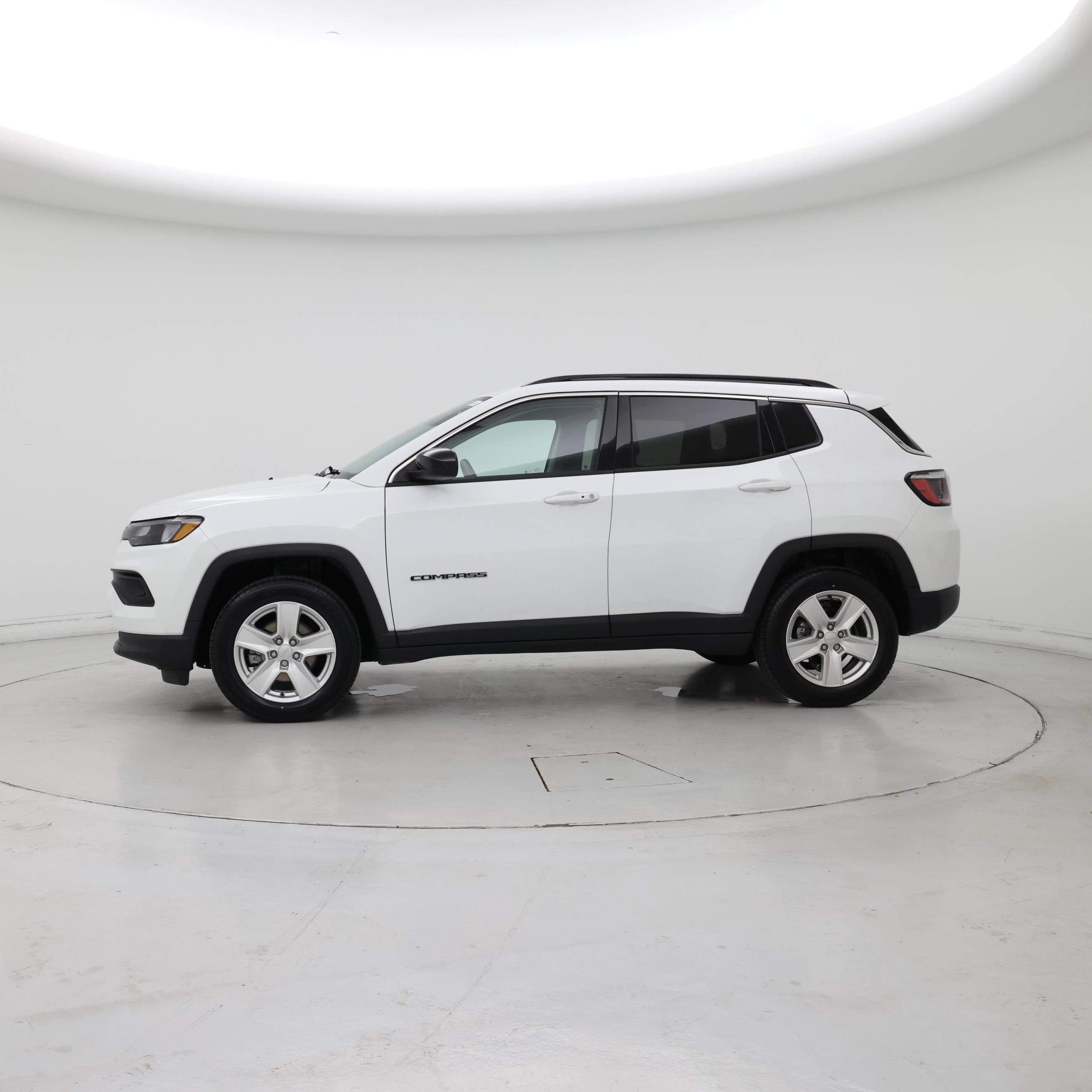 Thumbnail: 2022 Jeep Compass - 3