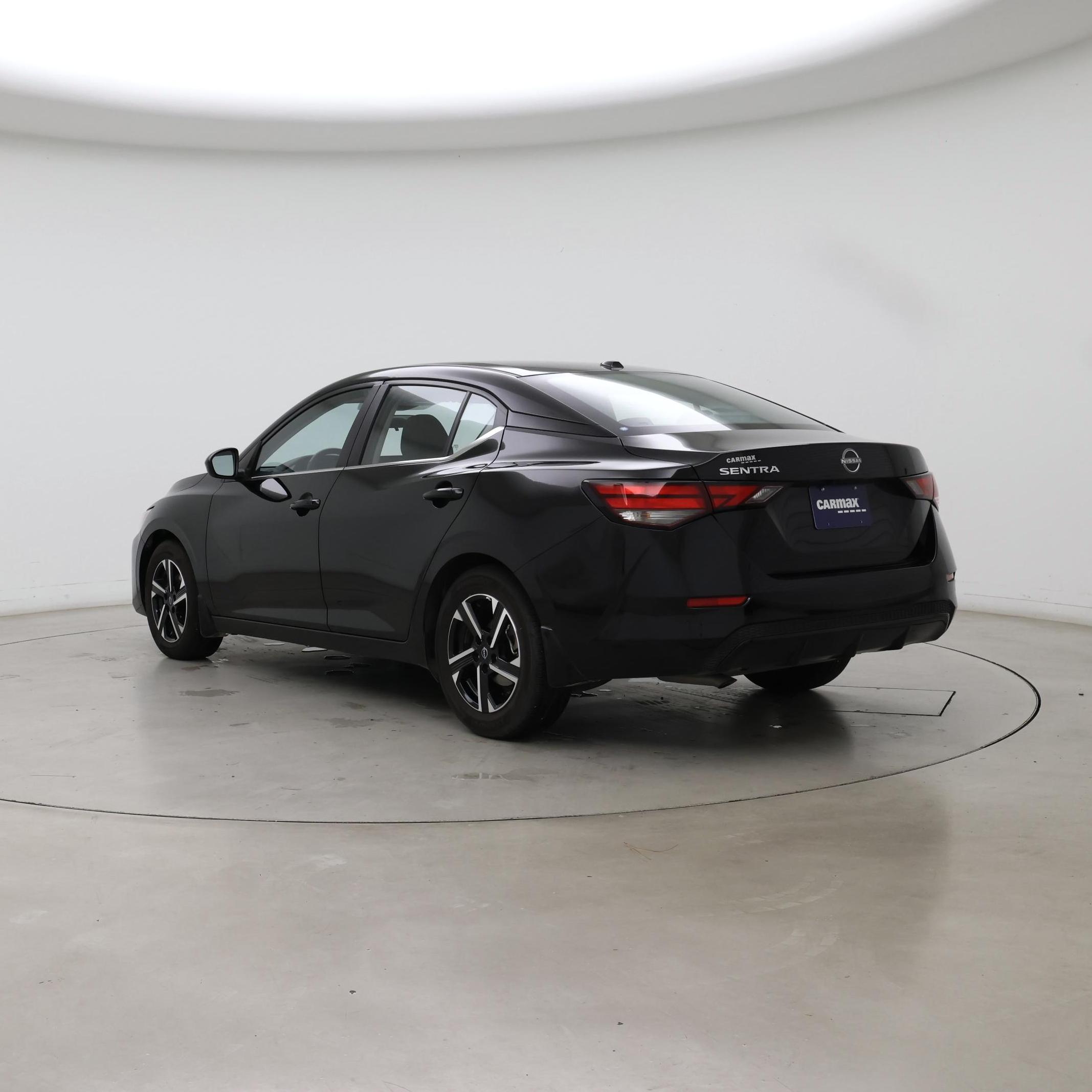 Thumbnail: 2025 Nissan Sentra - 2