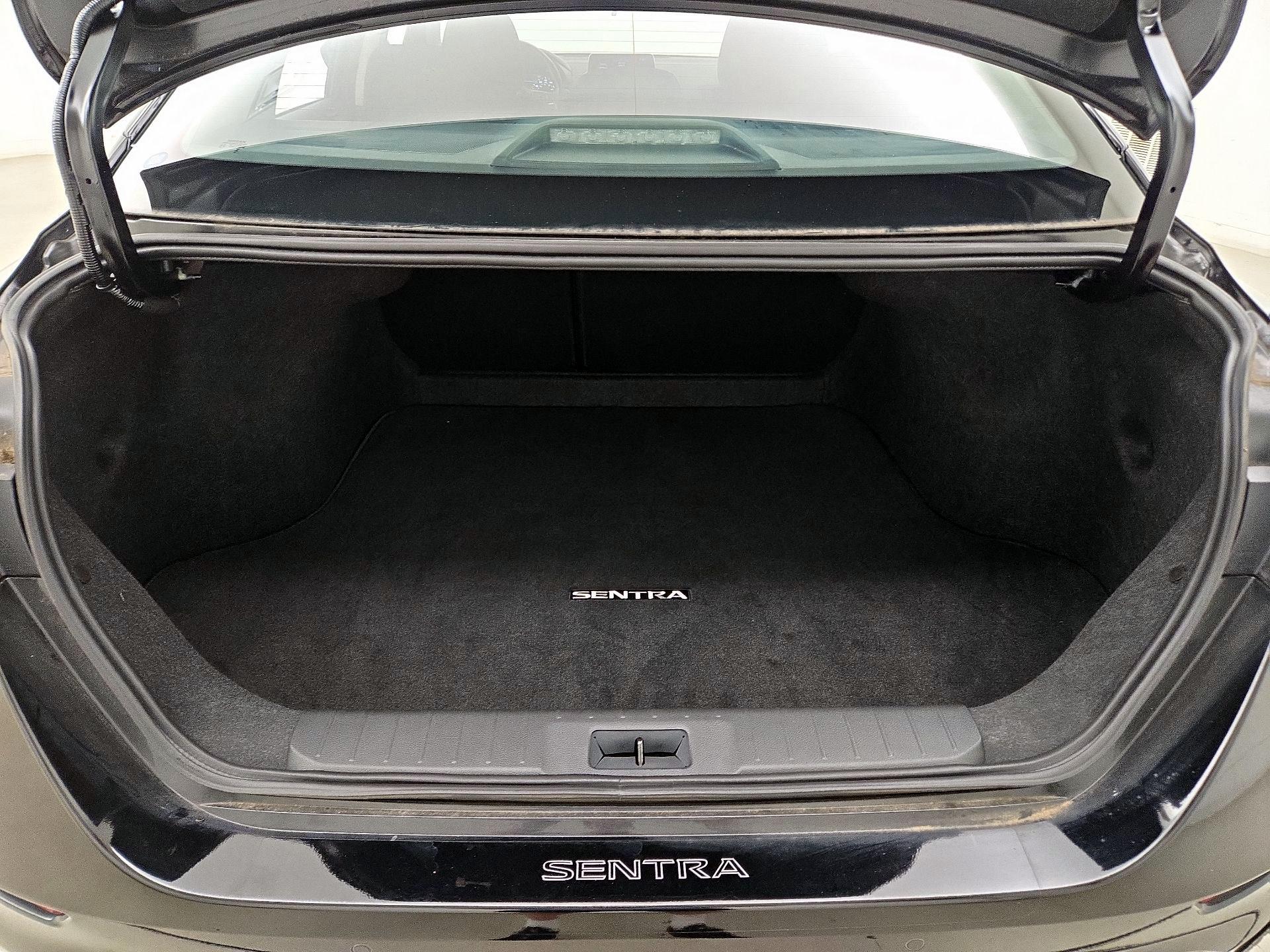 Thumbnail: 2025 Nissan Sentra - 20