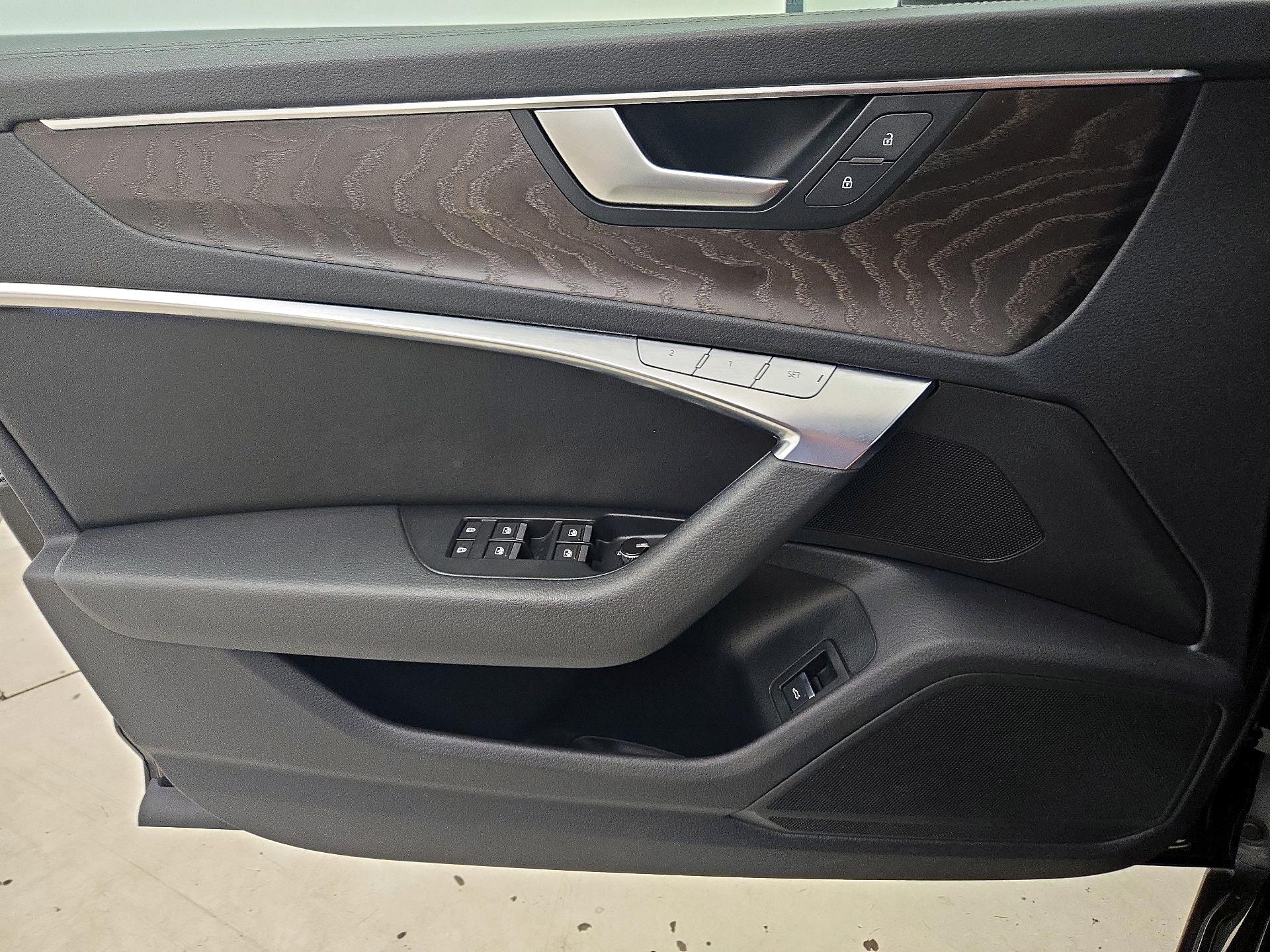Thumbnail: 2021 Audi A6 - 12