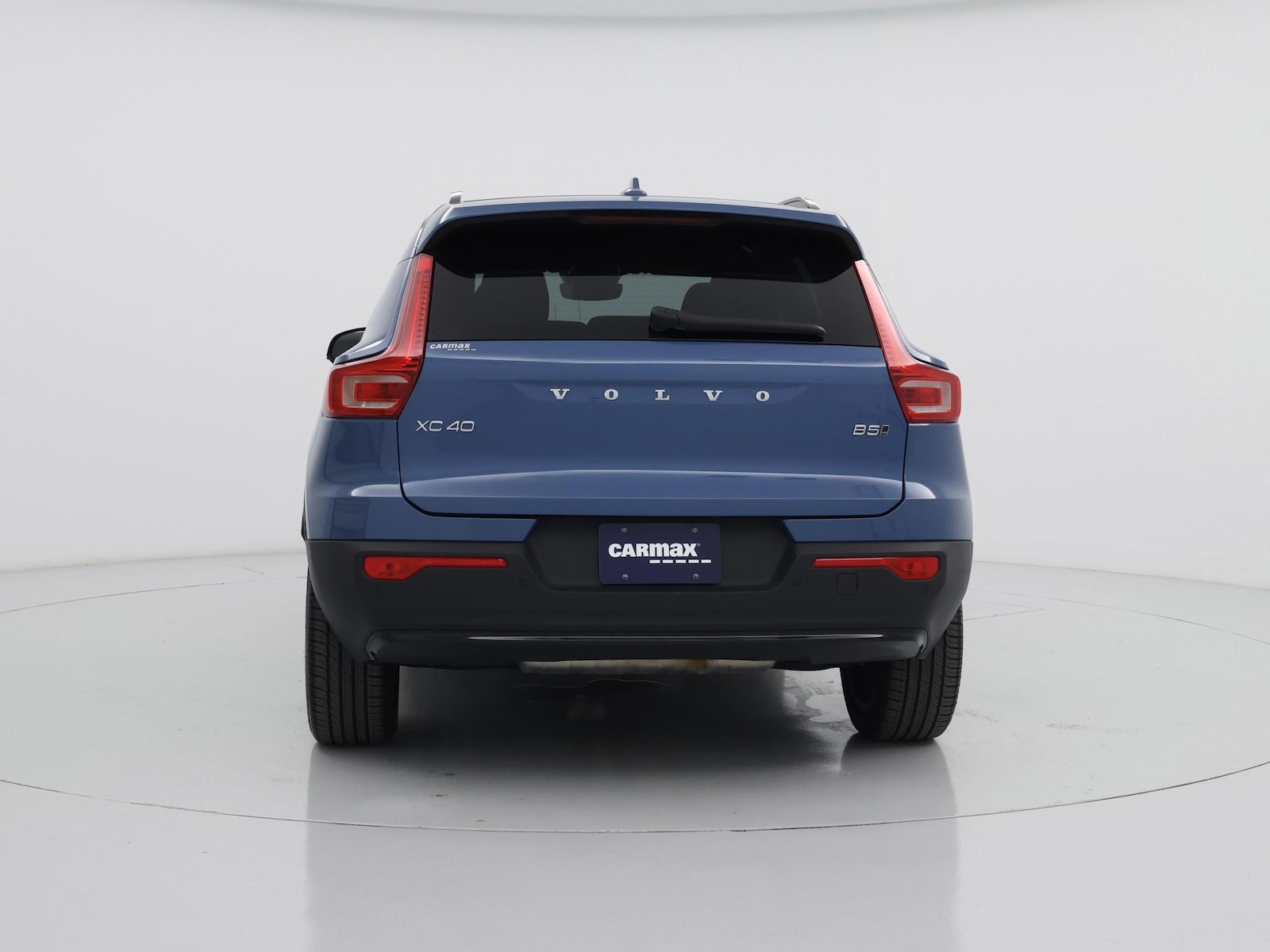 2025 Volvo XC40 Plus - Photo 7