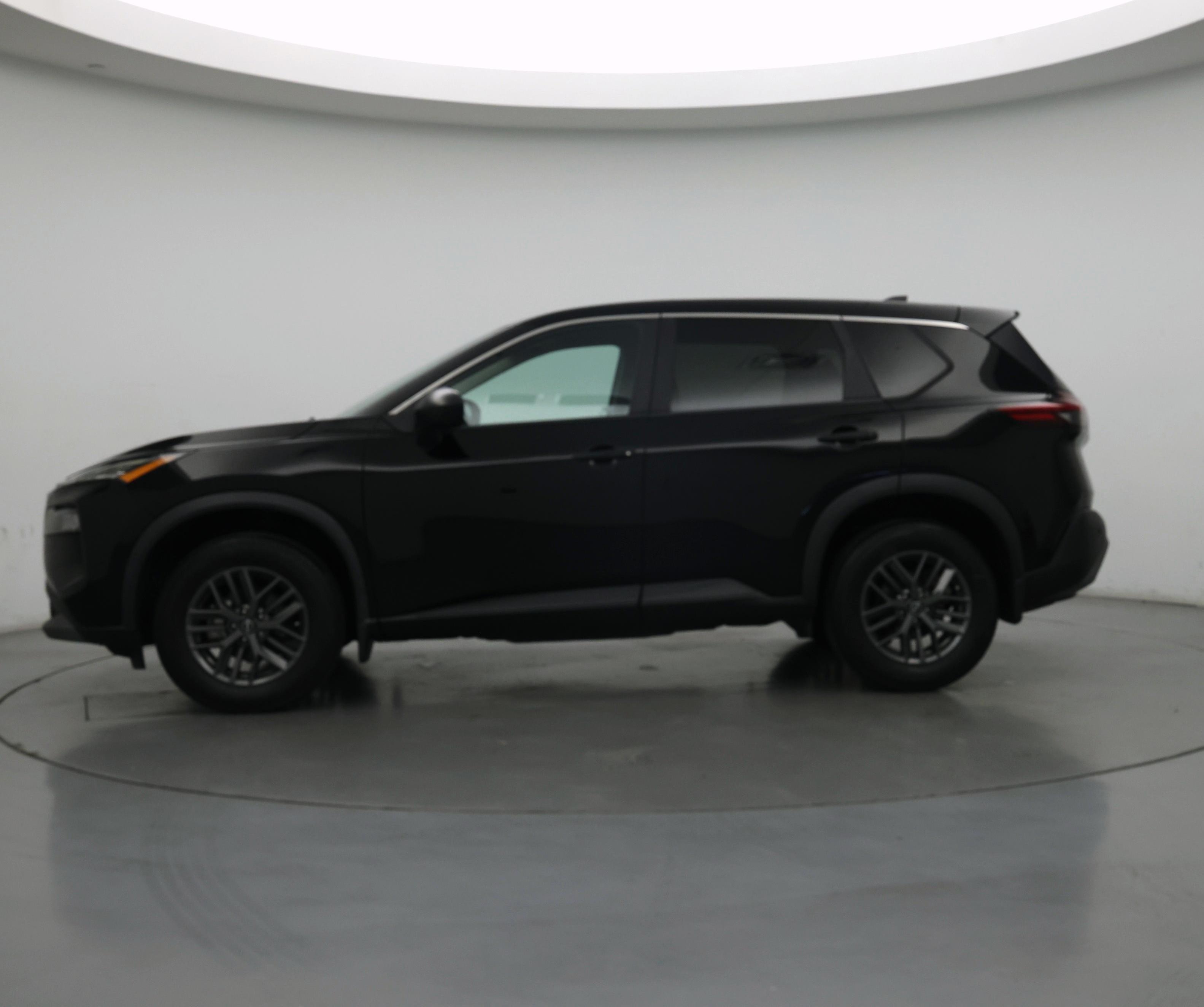 Thumbnail: 2023 Nissan Rogue - 3