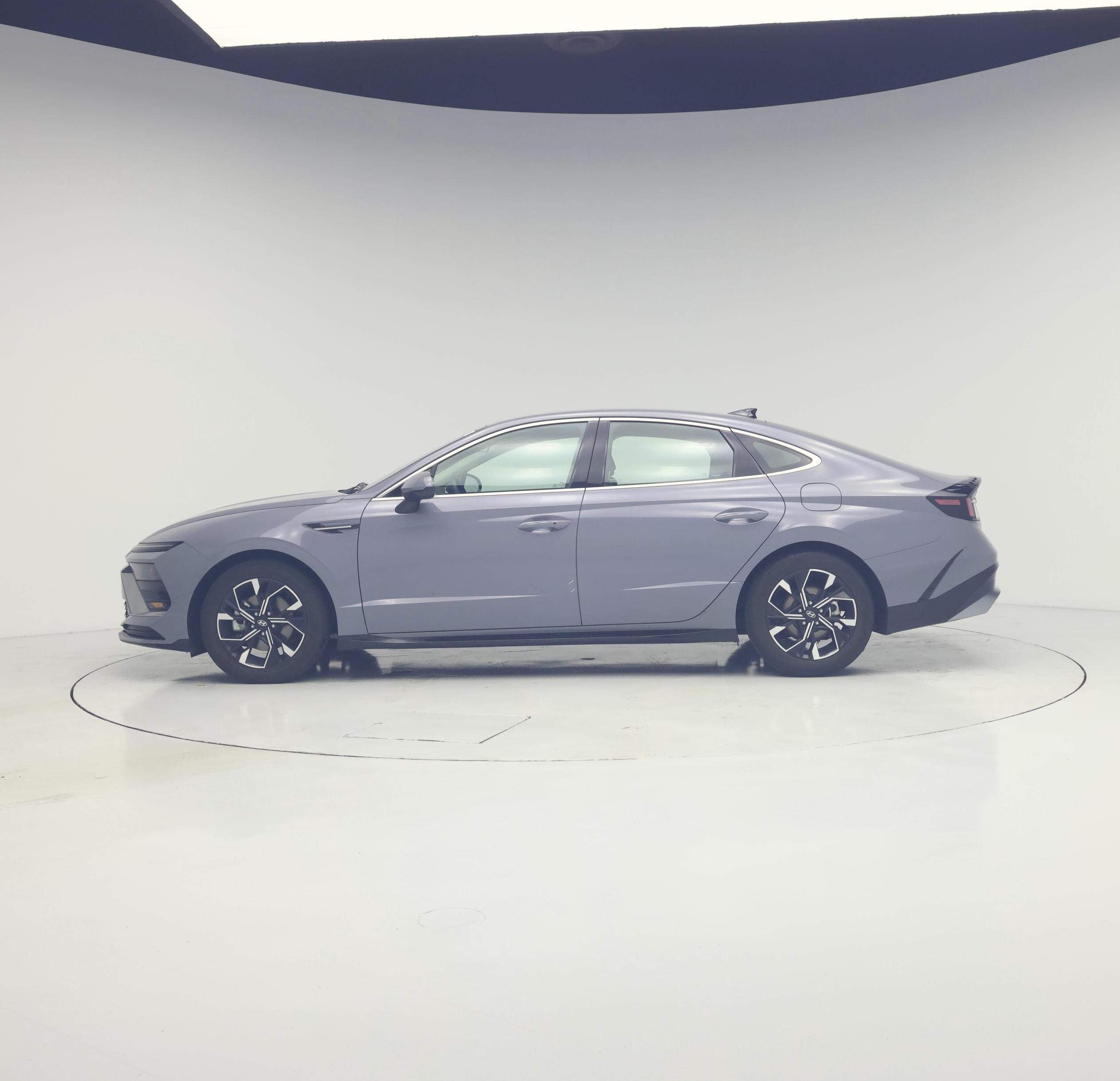 Thumbnail: 2024 Hyundai Sonata - 3