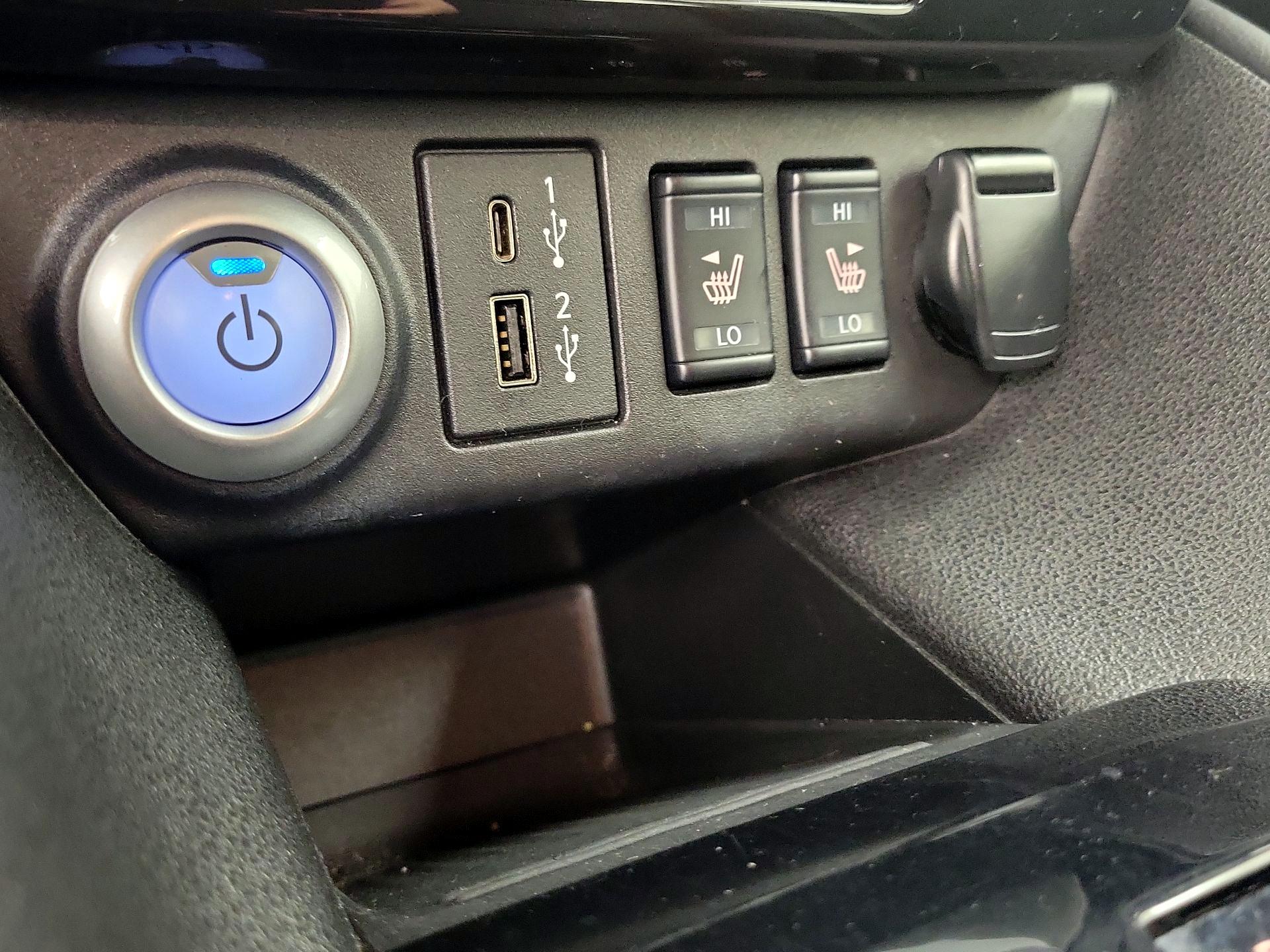 Thumbnail: 2024 Nissan Leaf - 18