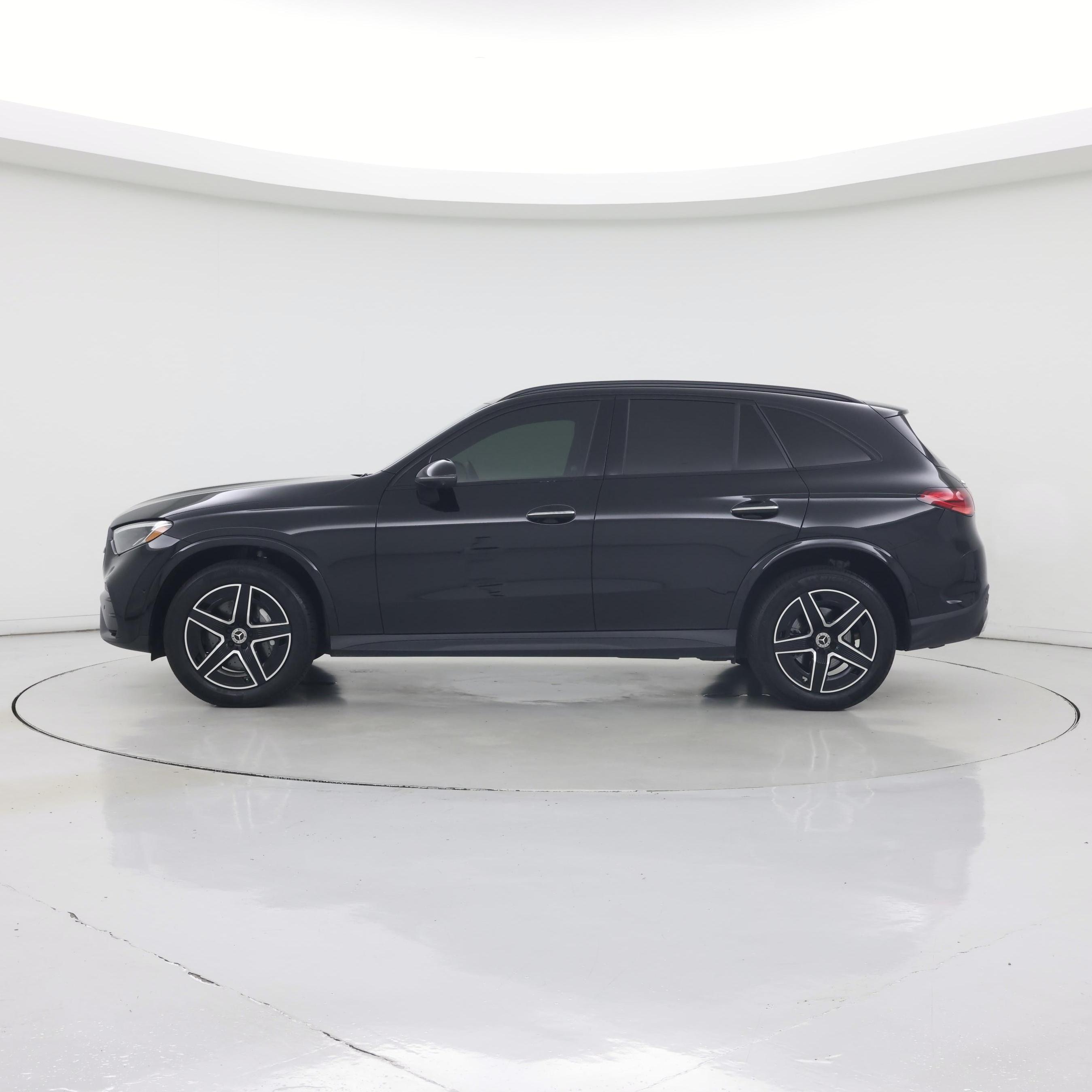 Thumbnail: 2024 Mercedes-Benz GLC - 3