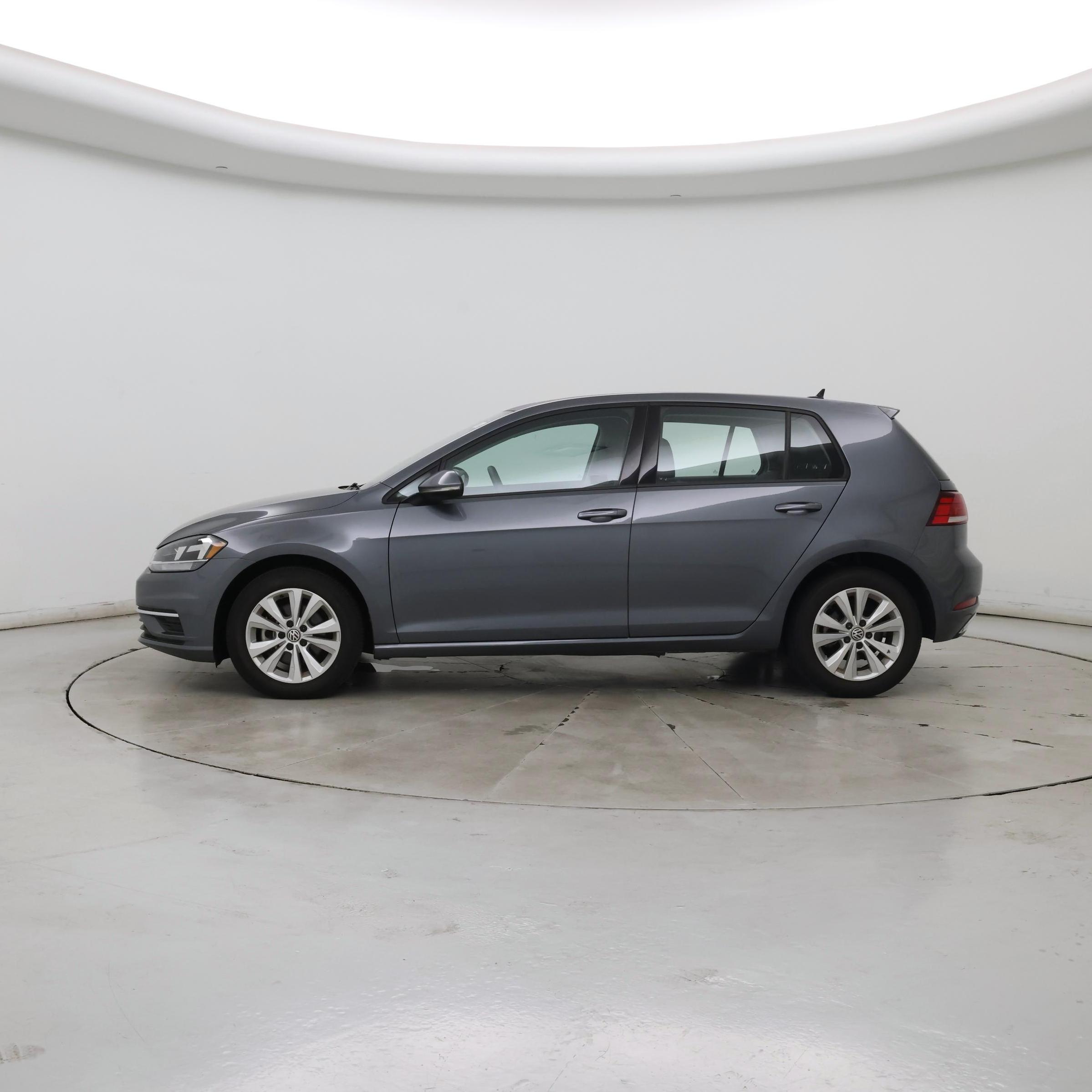 Thumbnail: 2020 Volkswagen Golf - 3