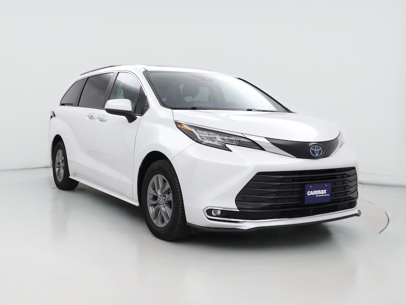 2022 Toyota Sienna XLE