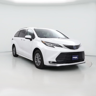2022 Toyota Sienna Hybrid XLE