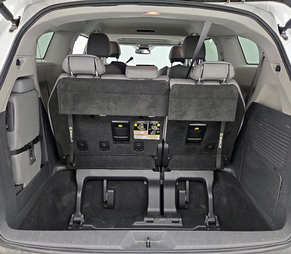 Trunk/Cargo (Seats Up)