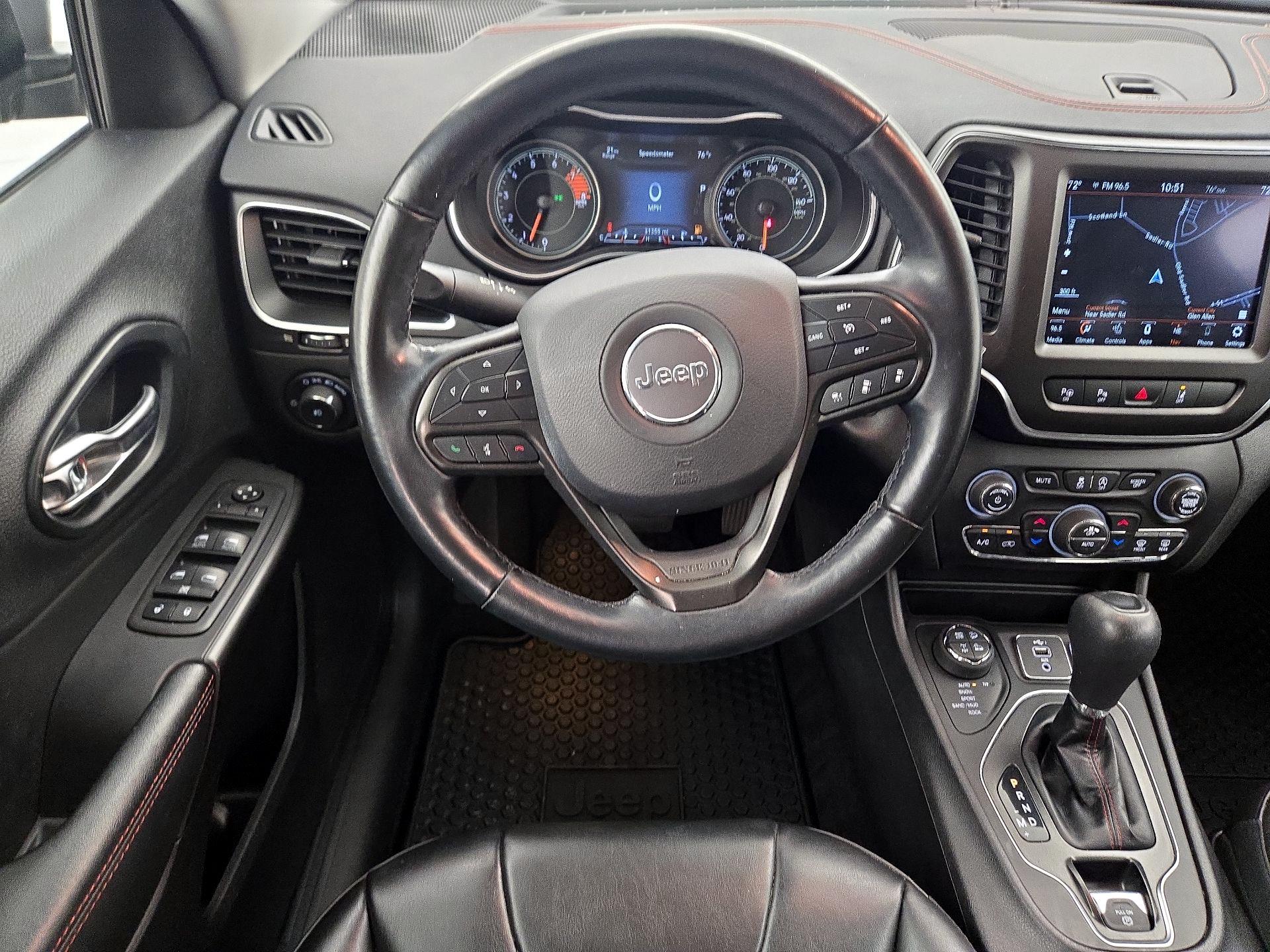 Thumbnail: 2021 Jeep Cherokee - 10