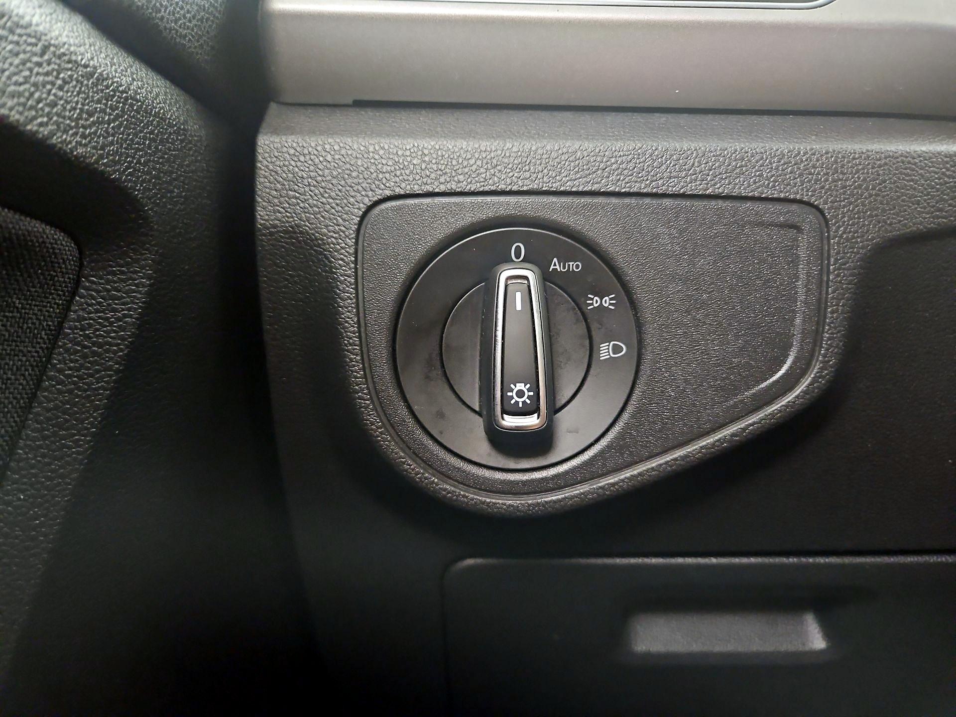 Thumbnail: 2019 Volkswagen Atlas - 13