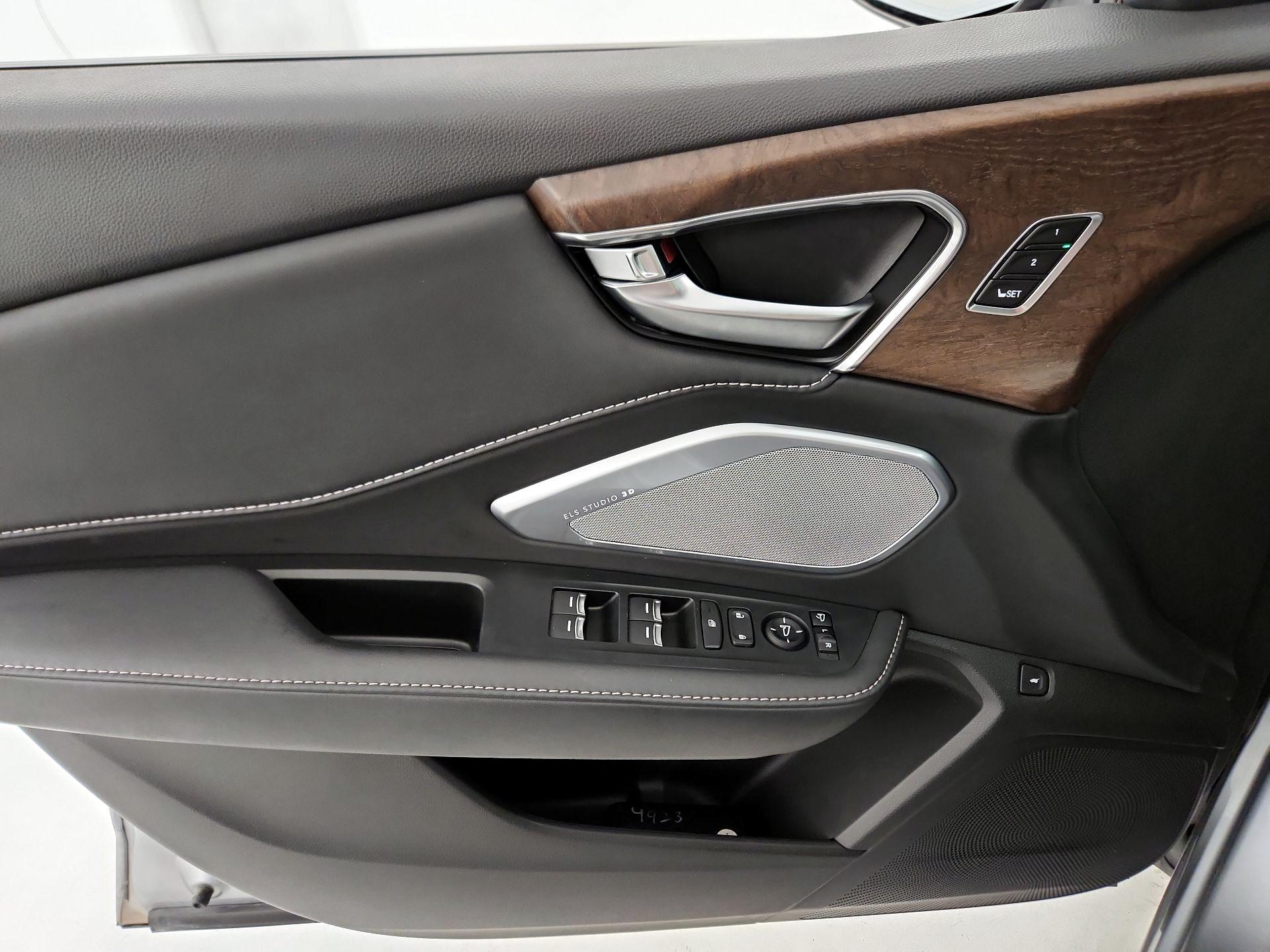Thumbnail: 2024 Acura RDX - 12