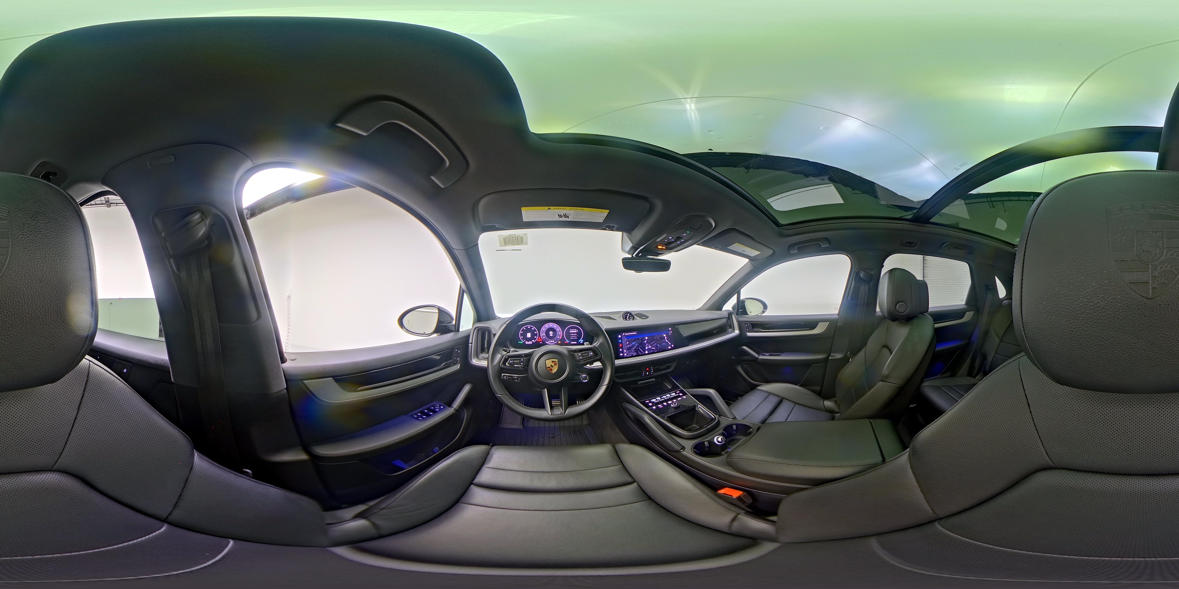 2024 Porsche Cayenne S - Photo 28