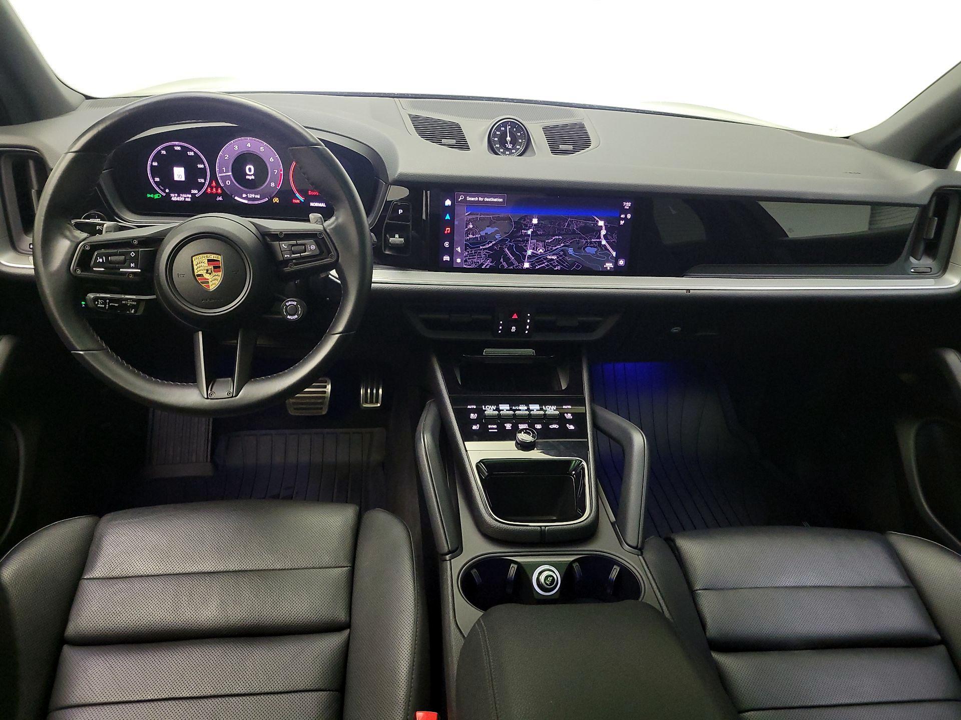 Thumbnail: 2024 Porsche Cayenne - 9