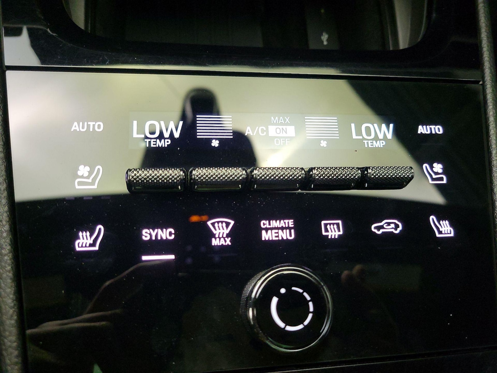 2024 Porsche Cayenne S - Photo 18