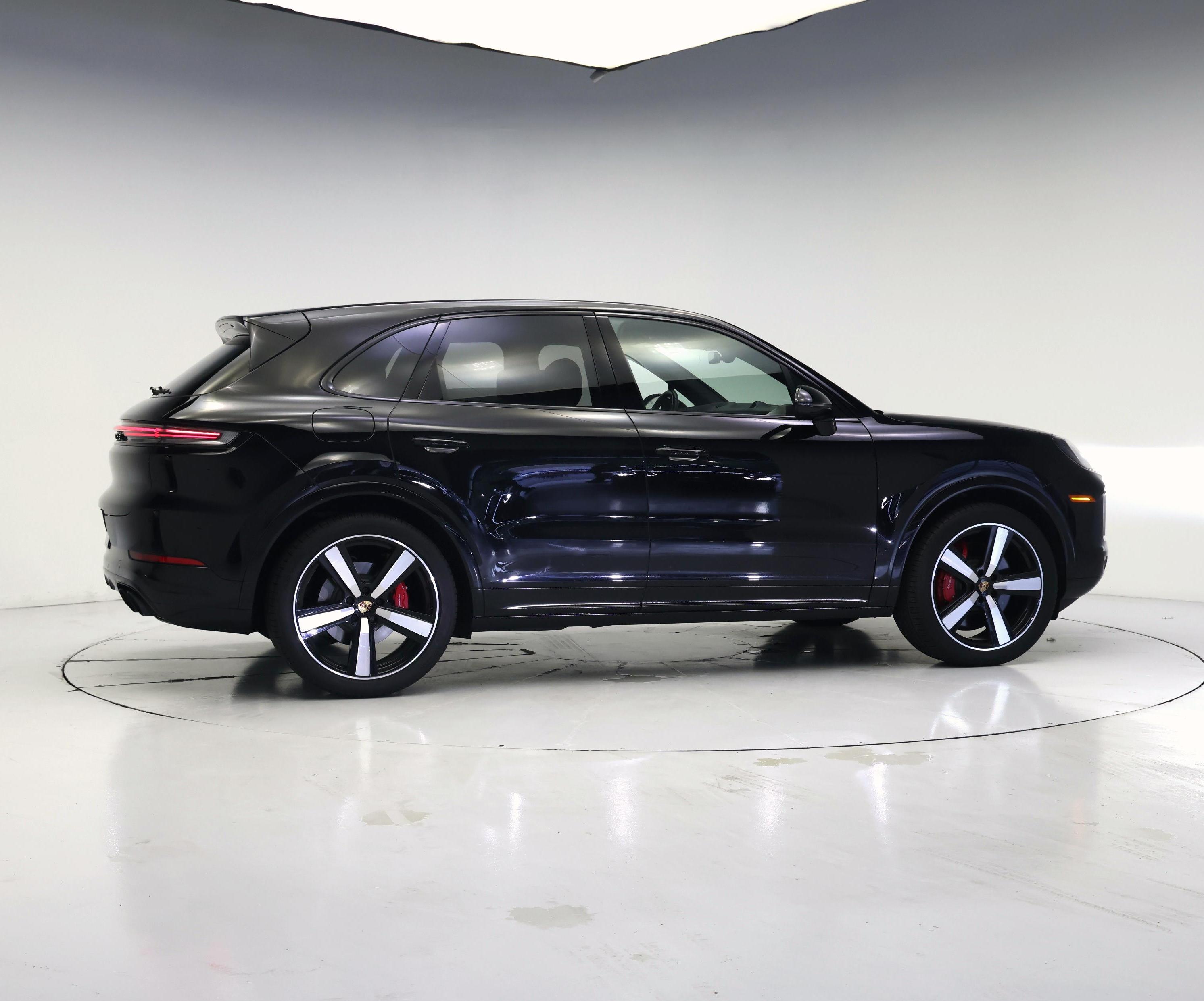 Thumbnail: 2024 Porsche Cayenne - 7
