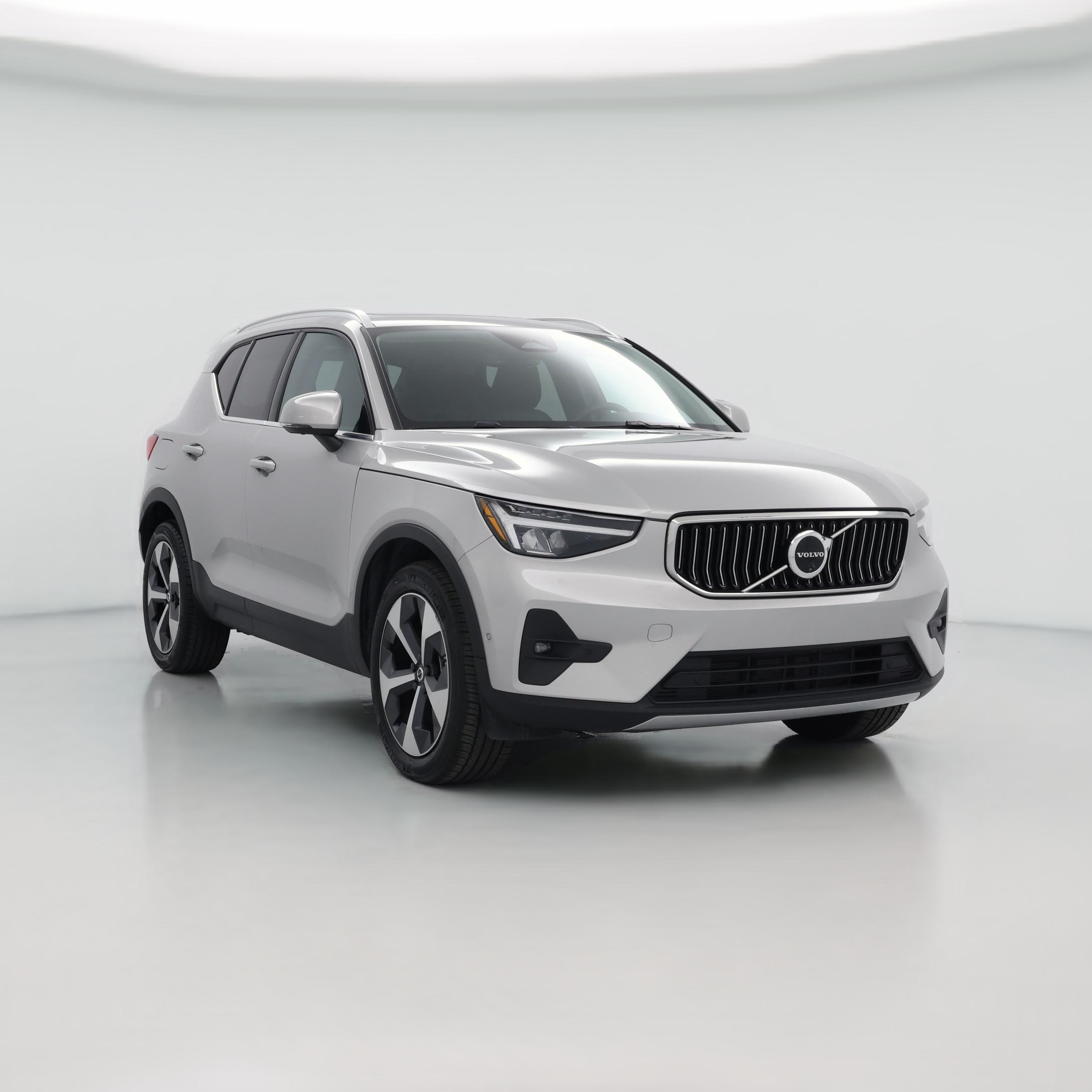 Thumbnail: 2025 Volvo XC40 - 1