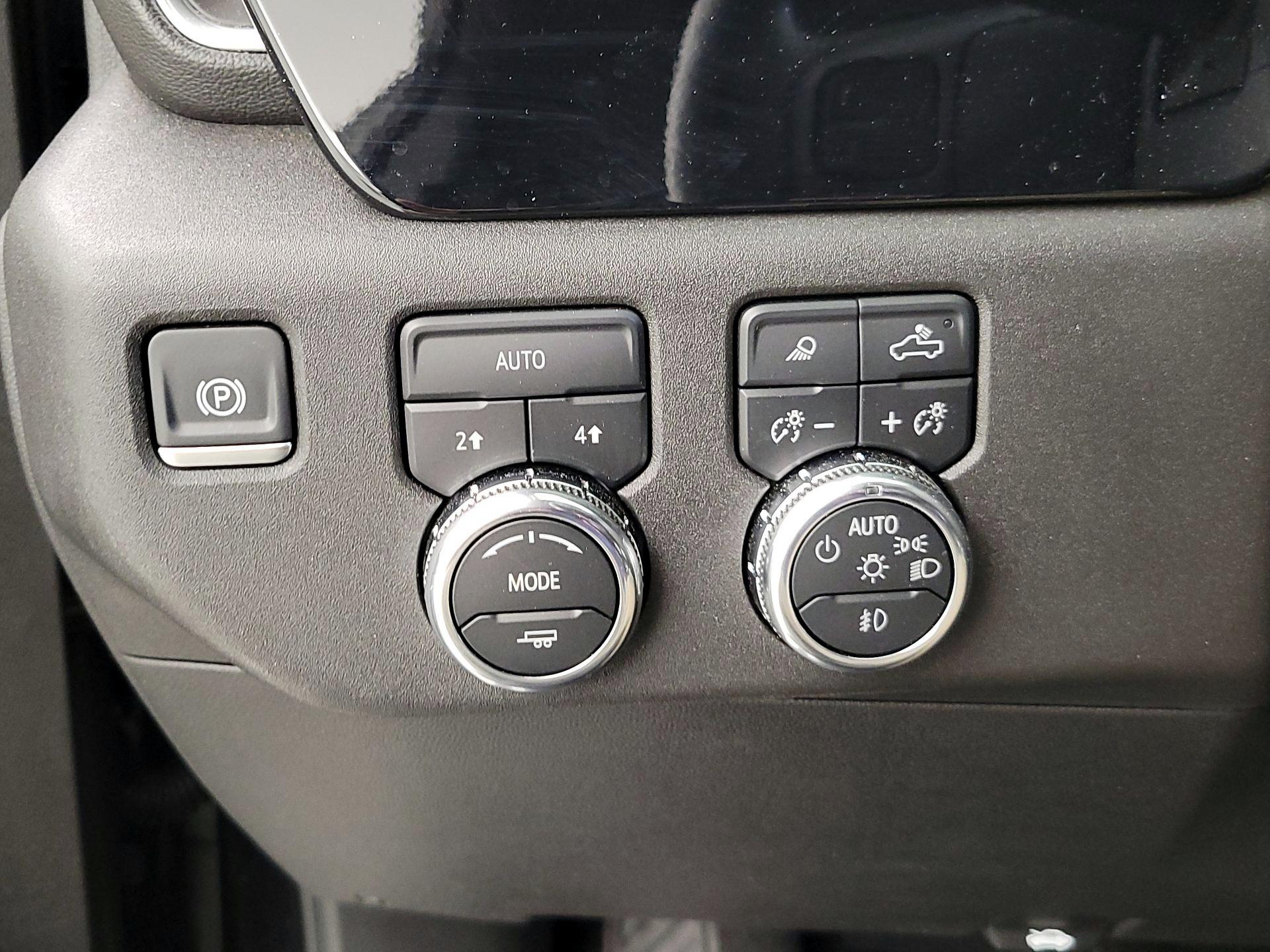 Thumbnail: 2025 GMC Sierra 1500 - 13