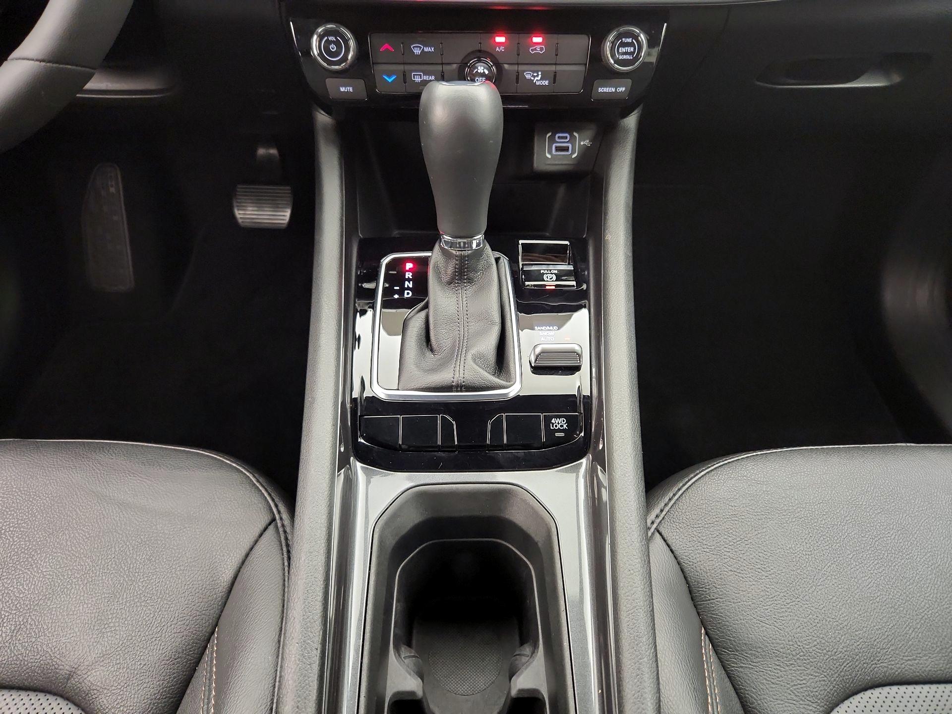 Thumbnail: 2023 Jeep Compass - 17