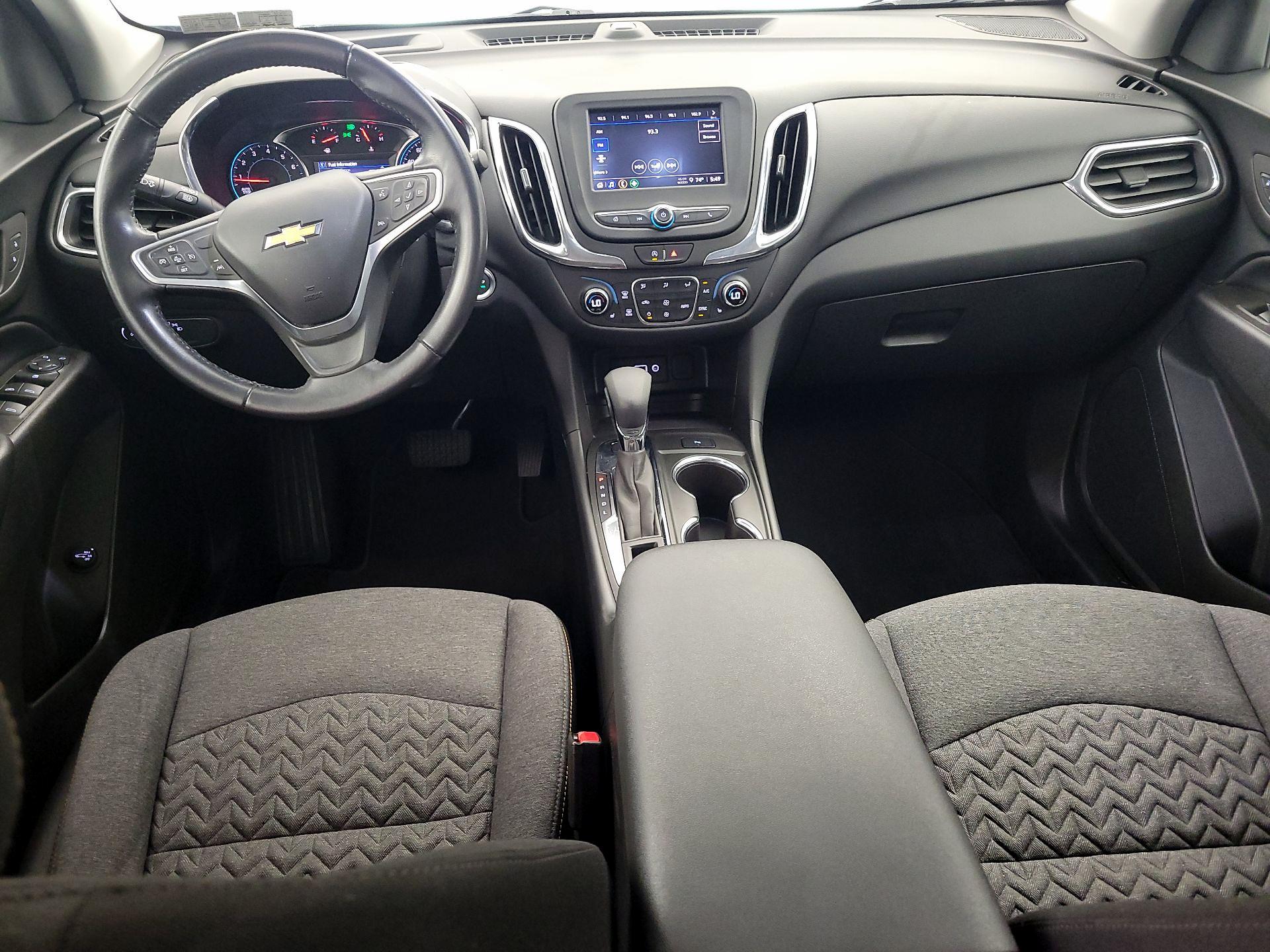 Thumbnail: 2022 Chevrolet Equinox - 9