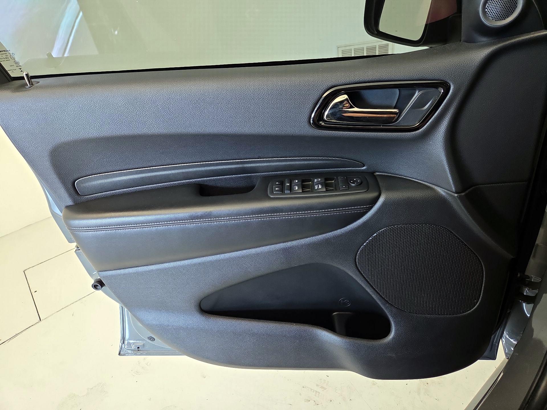 Thumbnail: 2021 Dodge Durango - 12