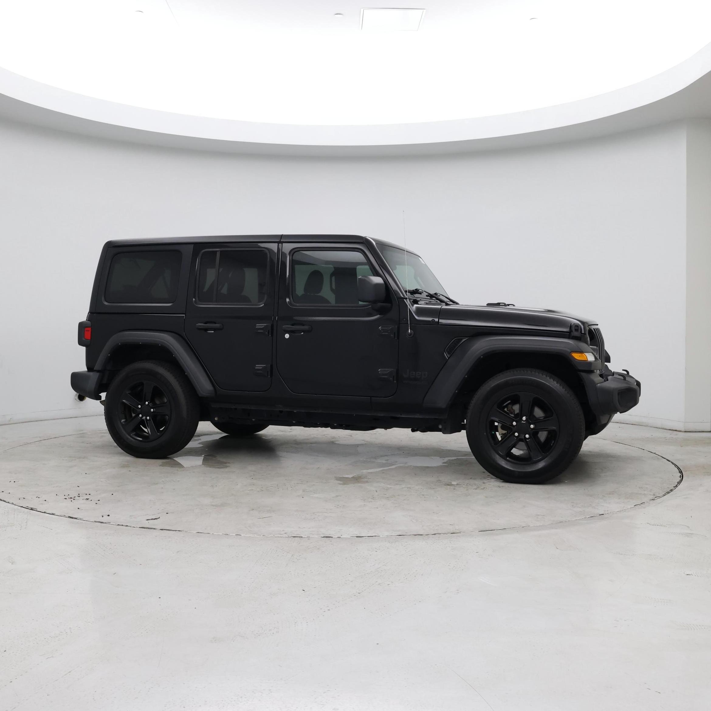 Thumbnail: 2022 Jeep Wrangler - 7