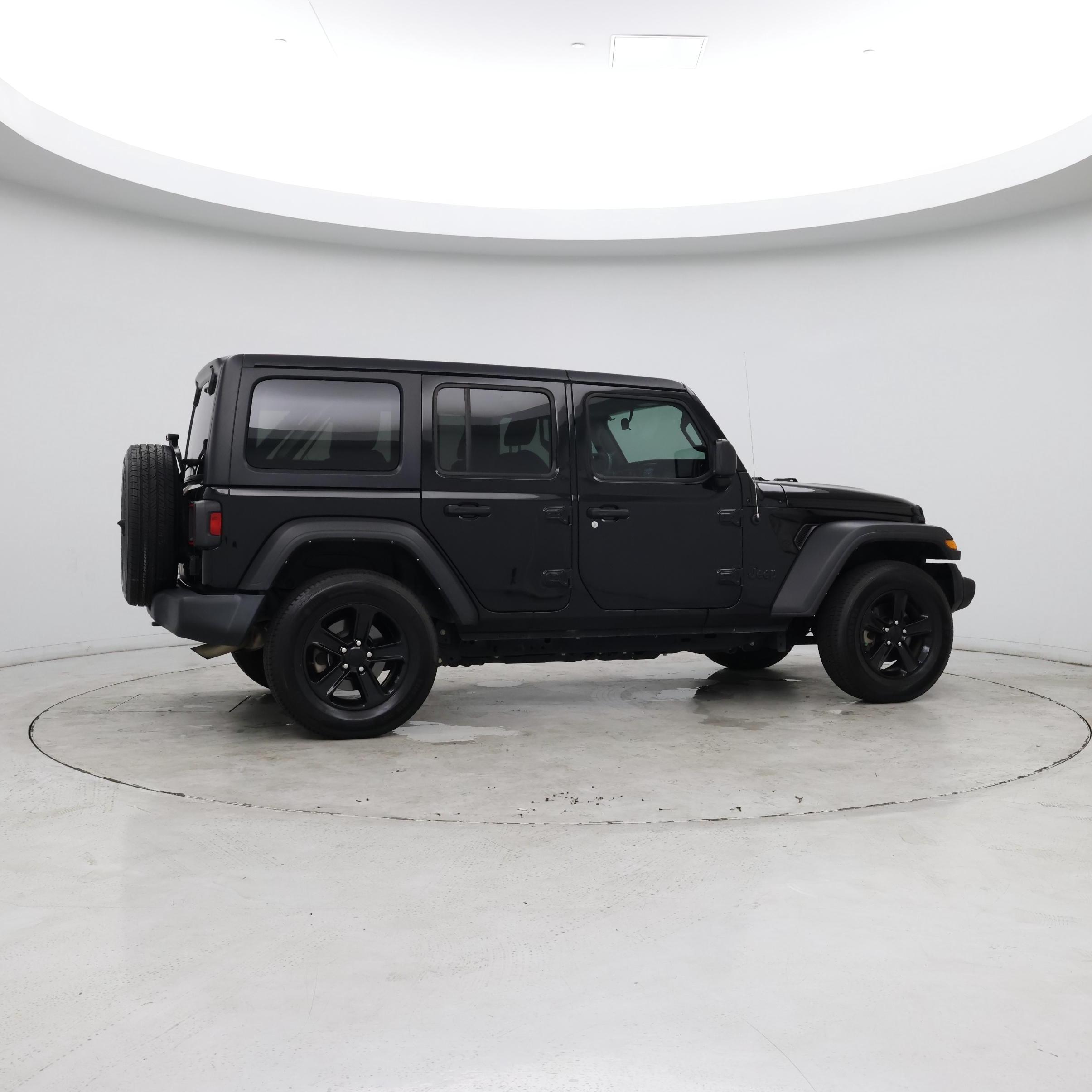 Thumbnail: 2022 Jeep Wrangler - 8