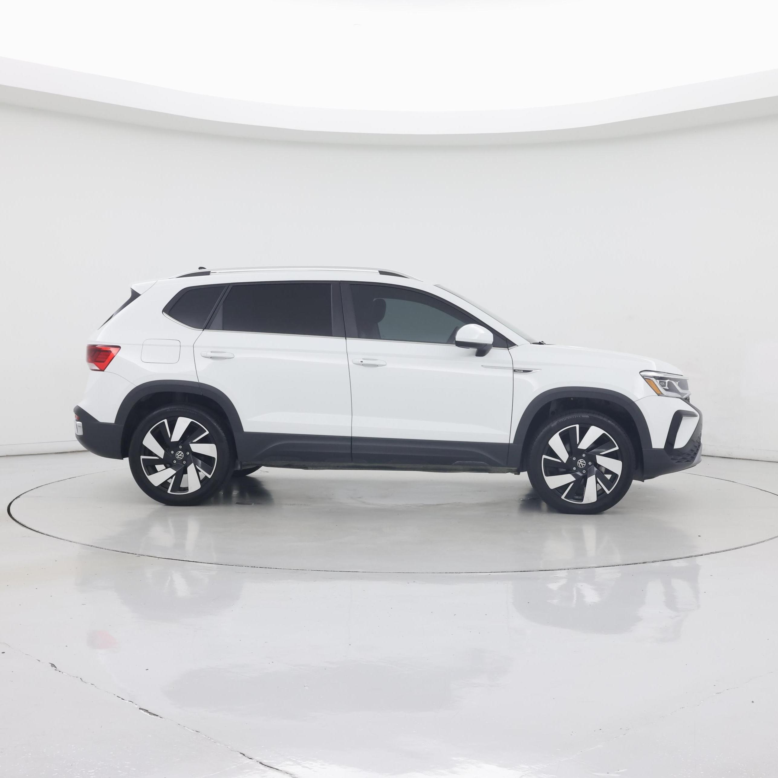 Thumbnail: 2024 Volkswagen Taos - 7