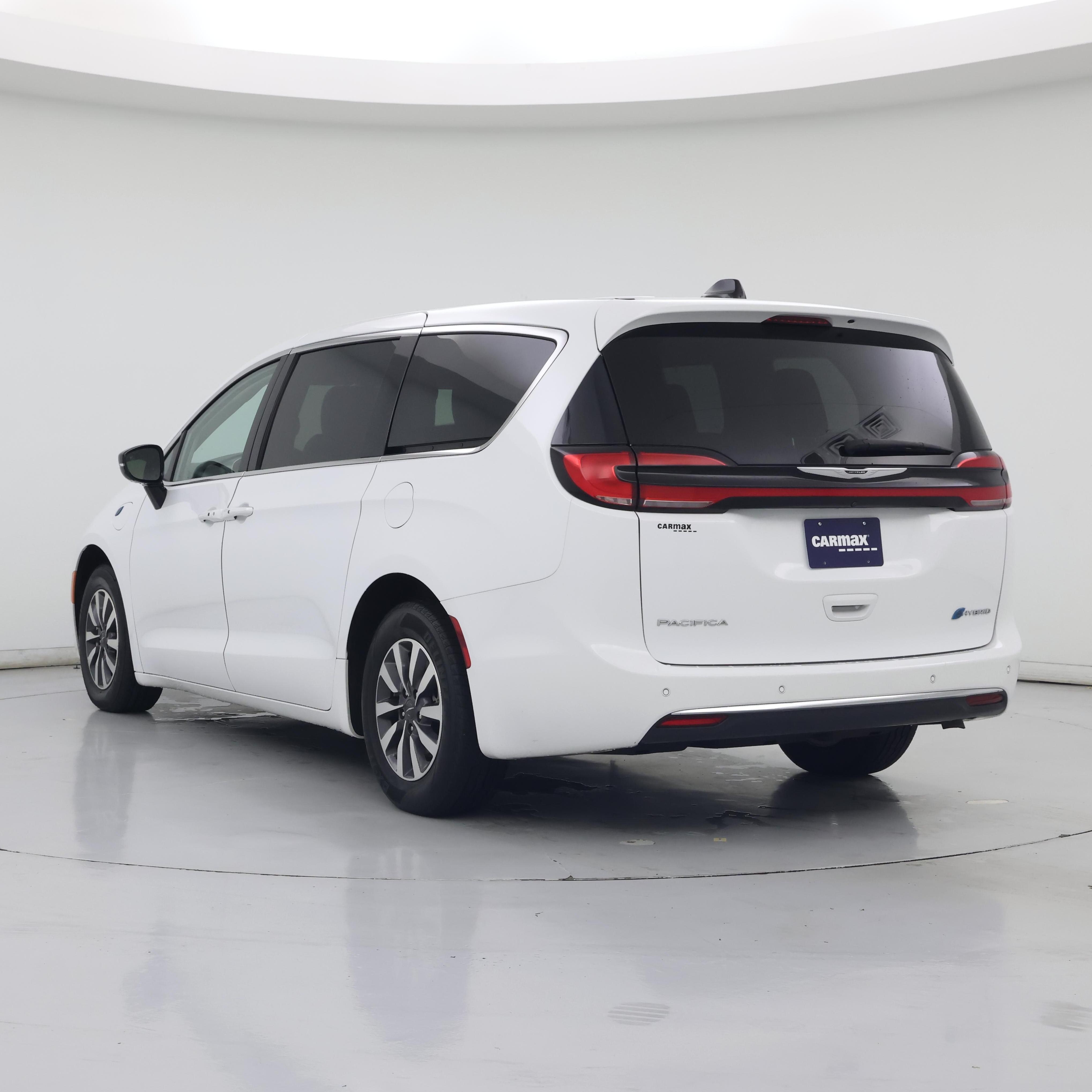 Thumbnail: 2024 Chrysler Pacifica - 2