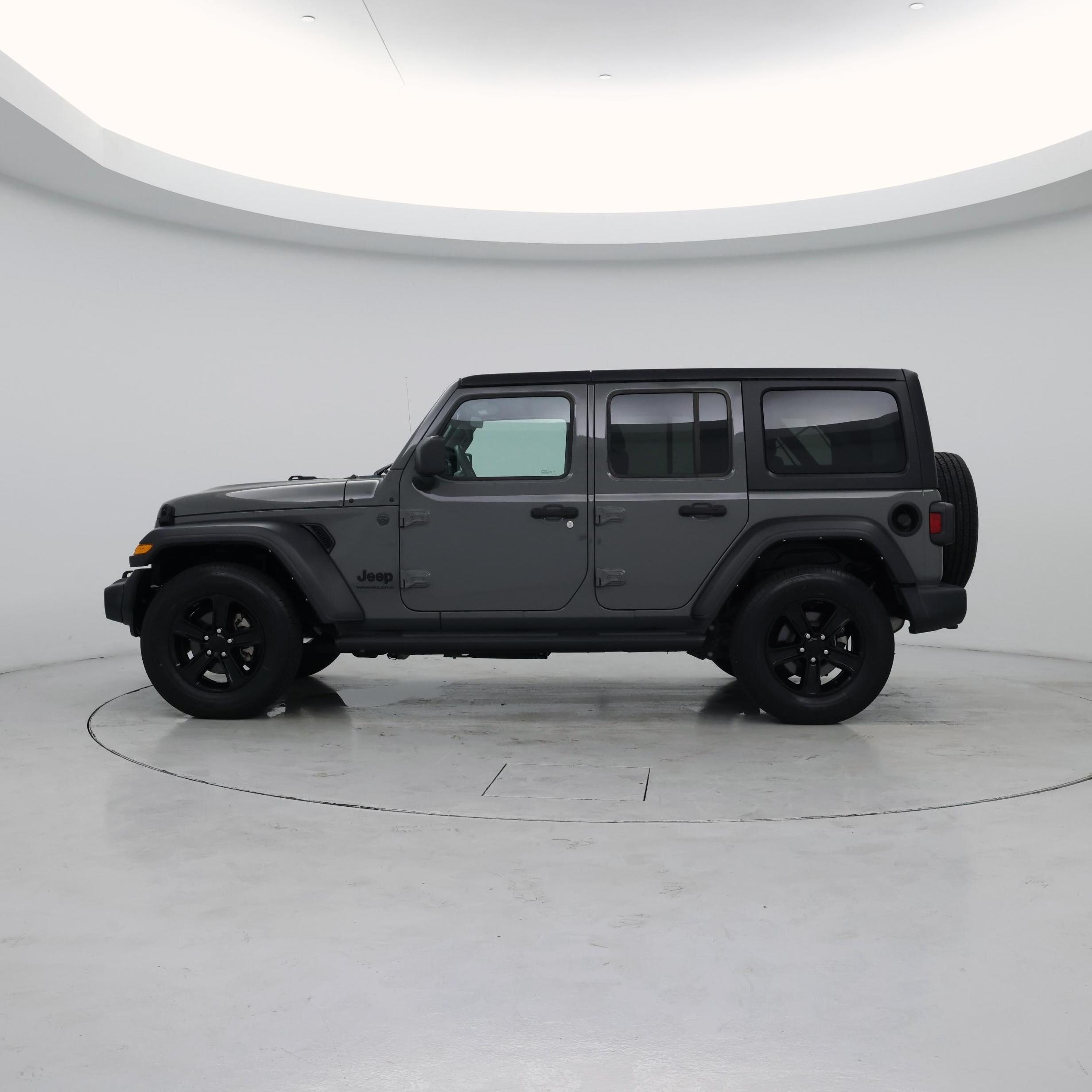 Thumbnail: 2023 Jeep Wrangler - 3
