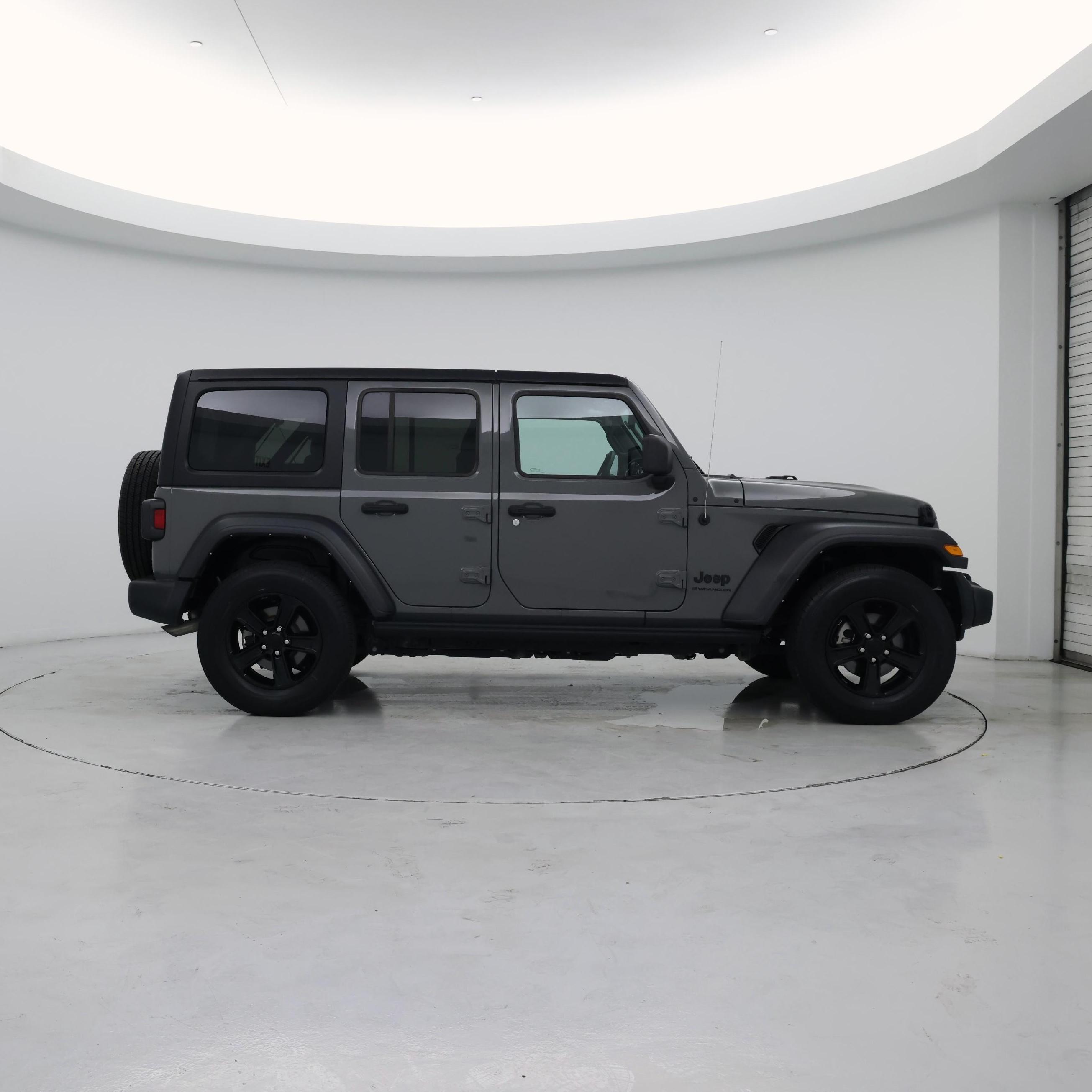 Thumbnail: 2023 Jeep Wrangler - 7