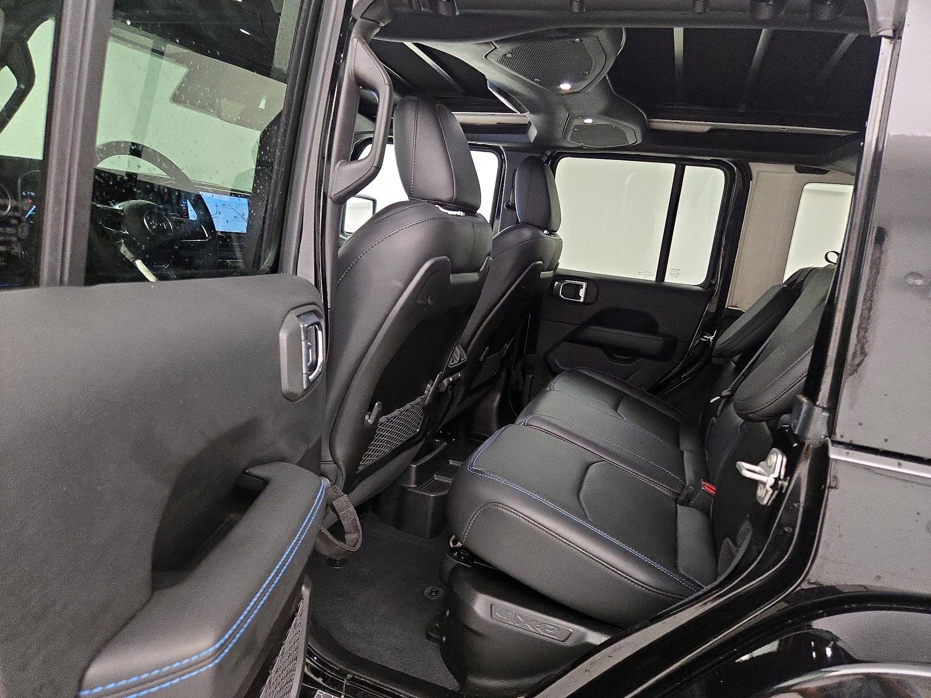Thumbnail: 2024 Jeep Wrangler - 20