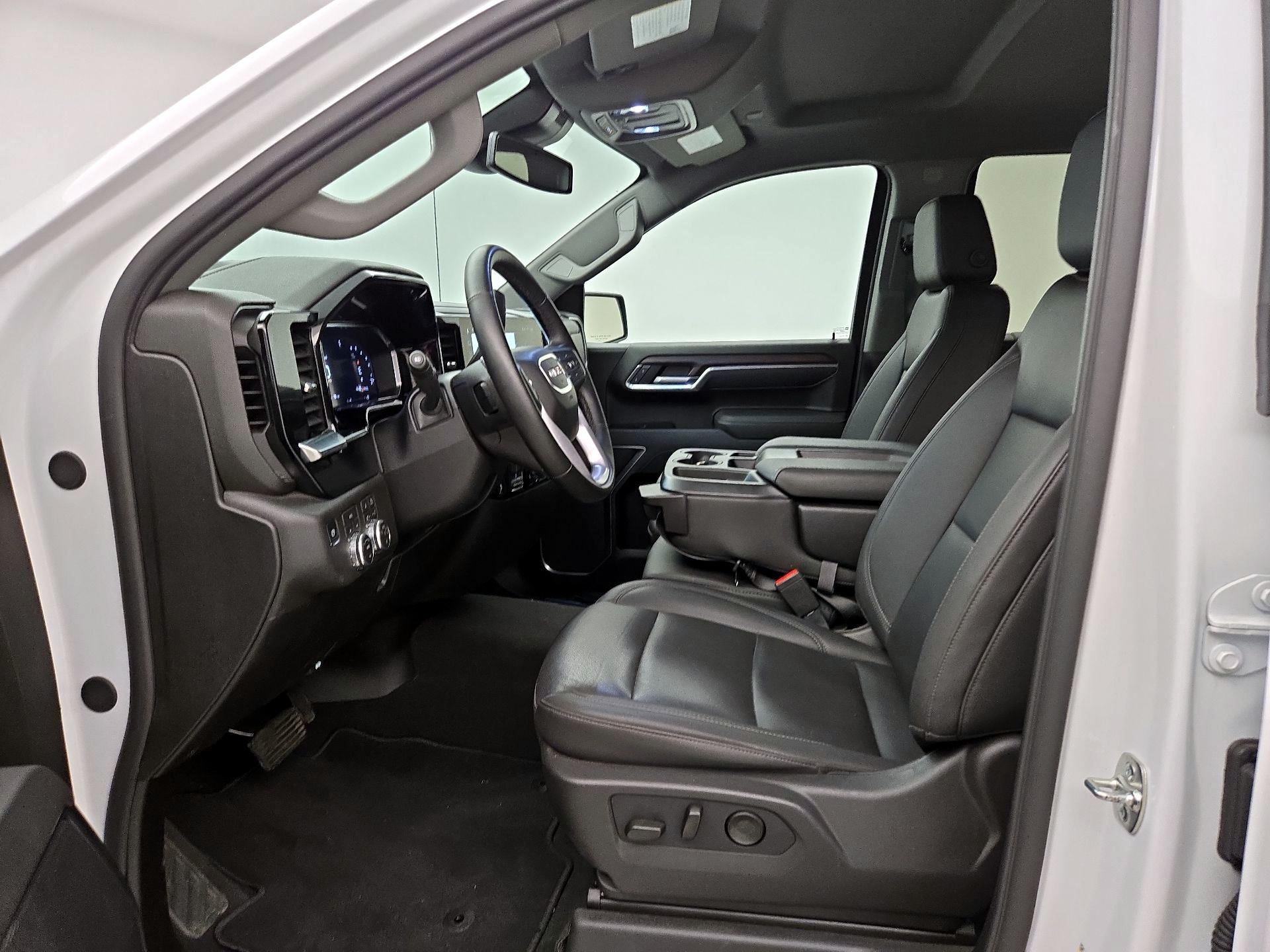 Thumbnail: 2026 GMC Sierra 1500 - 11