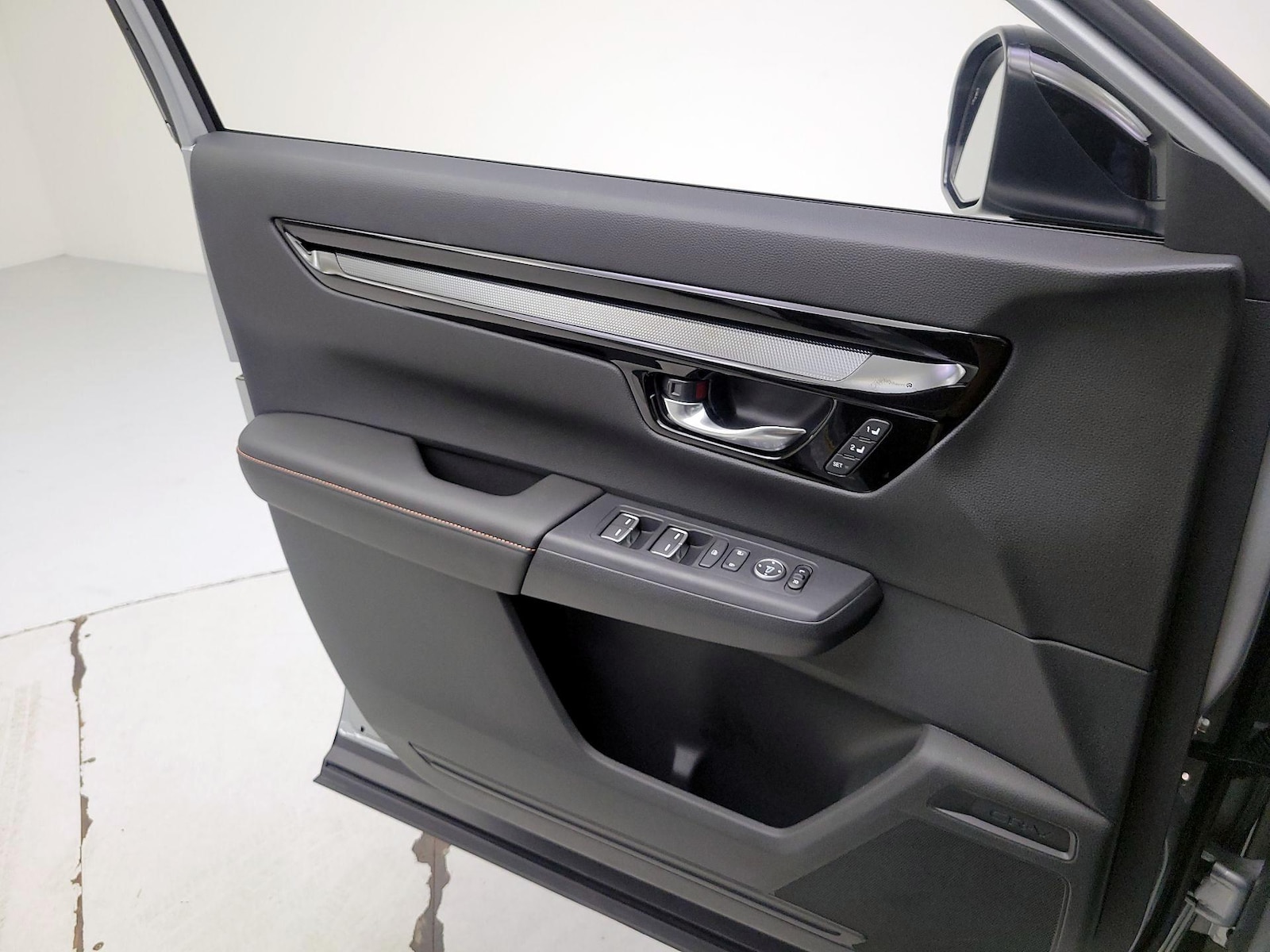 2025 Honda CR-V Sport Touring - Photo 13